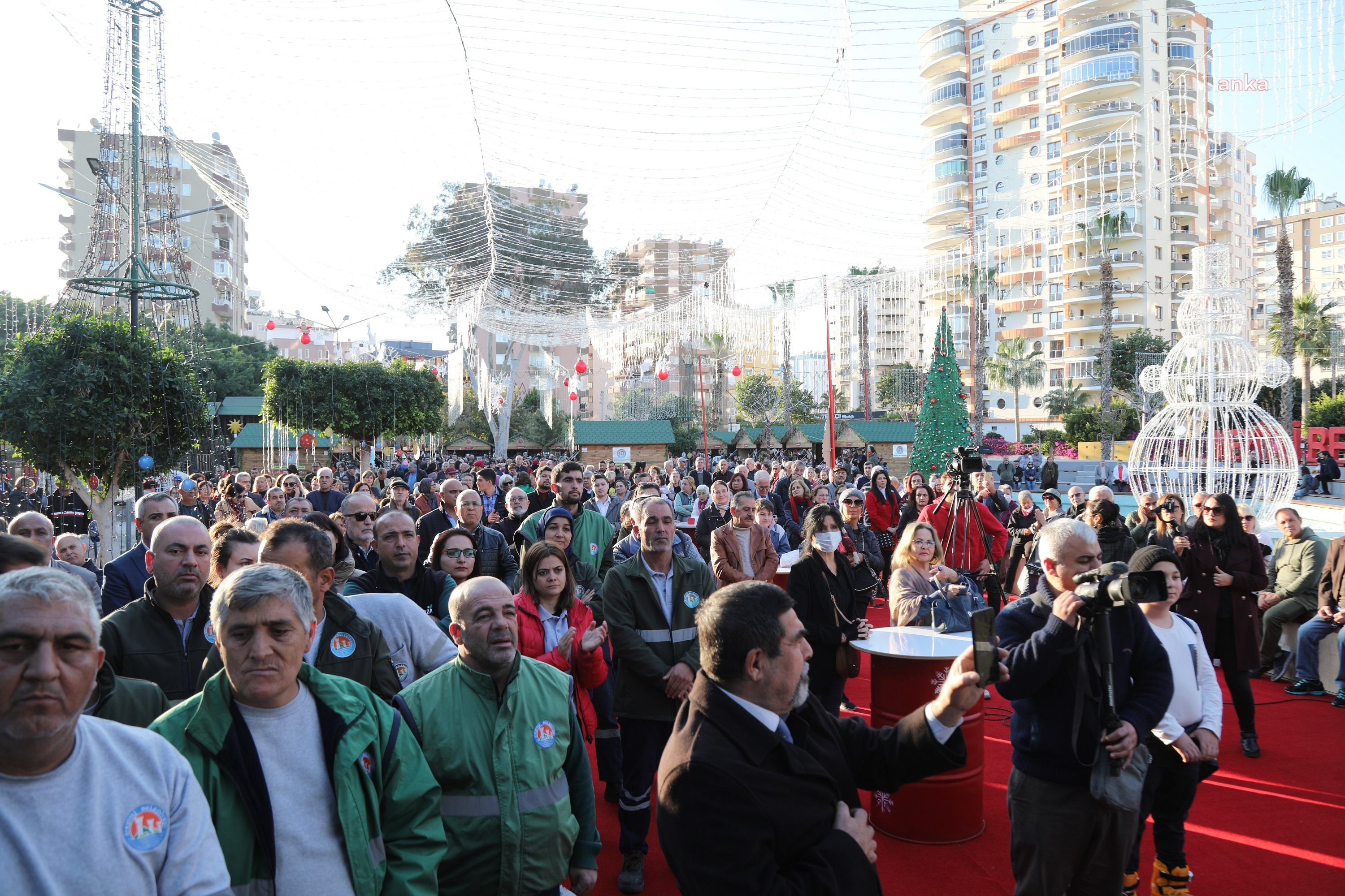 MEZİTLİ’DE YENİ YIL KUTLAMALARI BAŞLADI