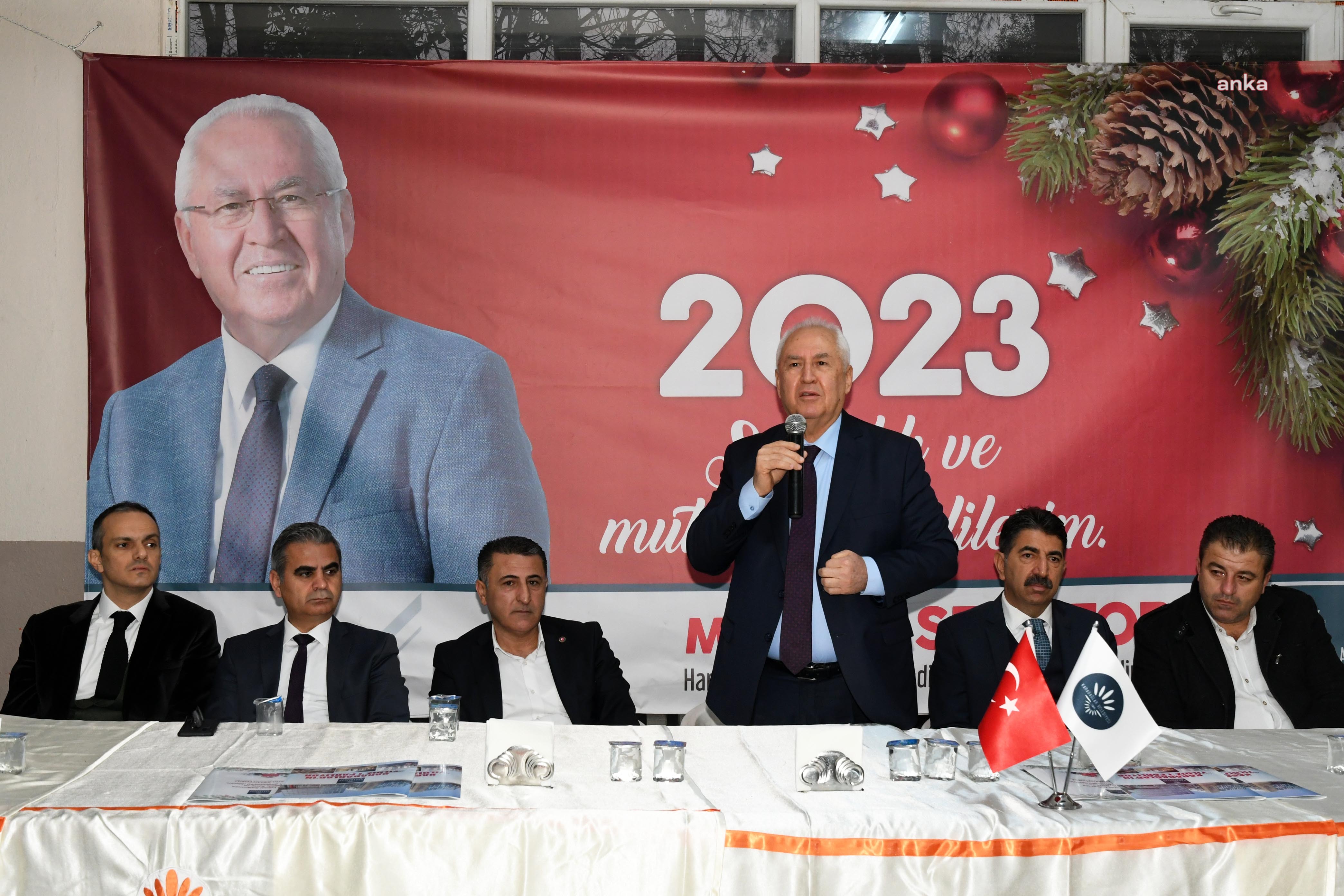 KARABAĞLAR BELEDİYESİ’NDEN KARBEL ÇALIŞANLARINA YENİ YIL JESTİ