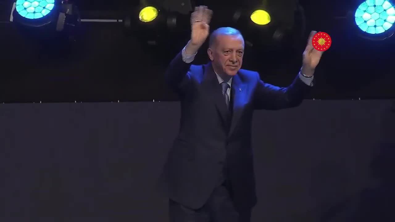ERDOĞAN: TÜRKİYE, BU SEÇİMLERDE SADECE GELECEK 5 YILININ DEĞİL, GELECEK 25 YILININ, 50 YILININ, HATTA 100 YILININ NASIL OLACAĞINA KARAR VERECEK