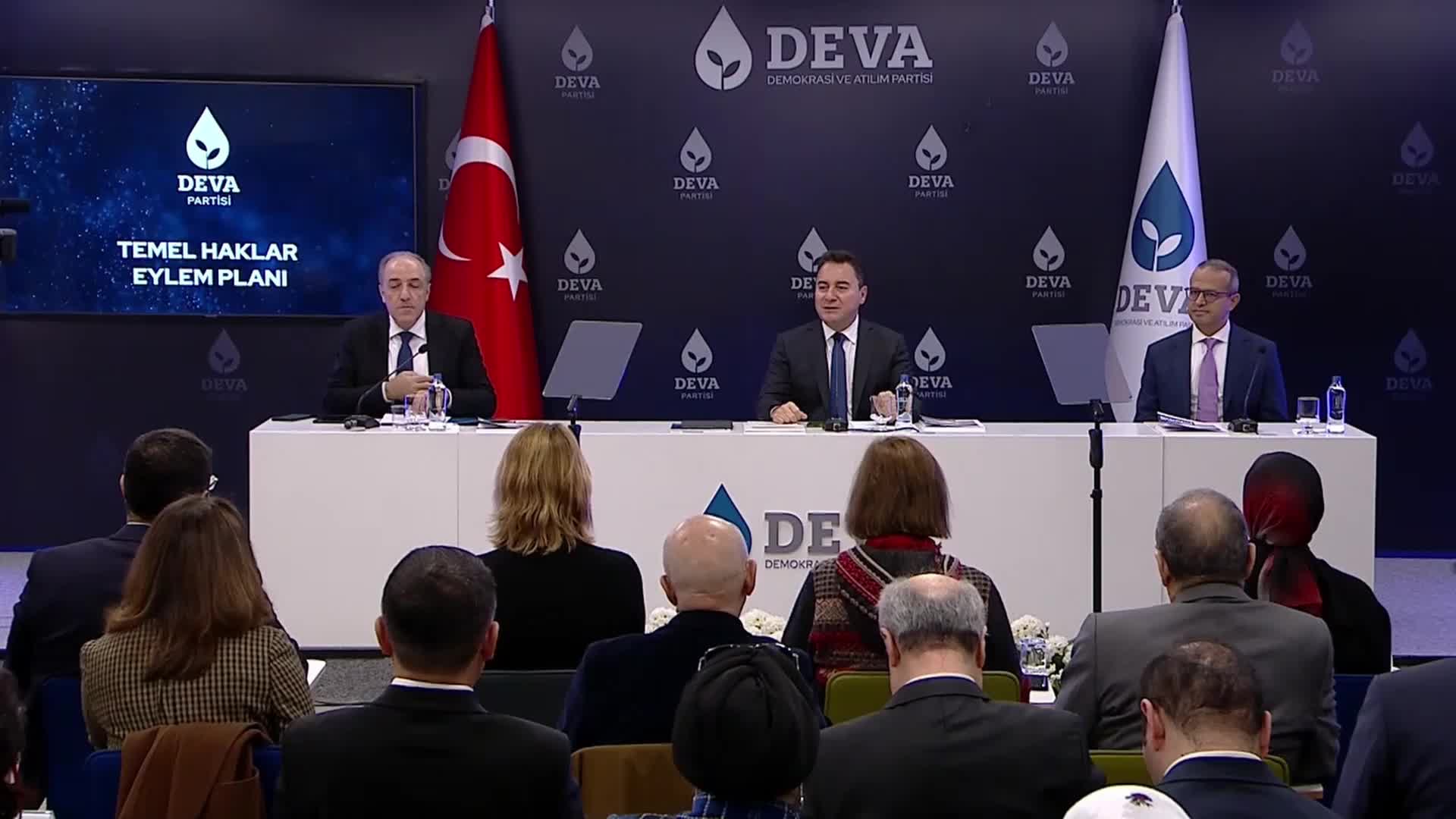 BABACAN: TÜRKÇEYE EK OLARAK, EĞİTİM VE ÖĞRETİMDE ANADİLİNİN KULLANILMASI VE GELİŞTİRİLMESİ HAKKI ANAYASAL GÜVENCEYE KAVUŞTURULMALI
