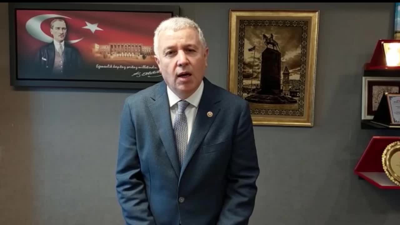 ÇETİN ARIK'TAN AKP'Lİ NERGİS ATÇI'YA TEPKİ: "NASIL OLUR DA BİR MİLLETVEKİLİ TARİKAT ÜYESİNİ KORUMAK ADINA 6 YAŞINDAKİ ÇOCUĞU BAŞ BELASI OLARAK GÖRÜR?"