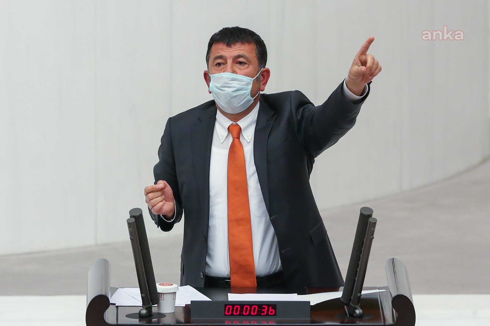 CHP’Lİ AĞBABA: VAN, YENİ BİR MÜLTECİ MEZARLIĞI OLMA YOLUNDA İLERLİYOR