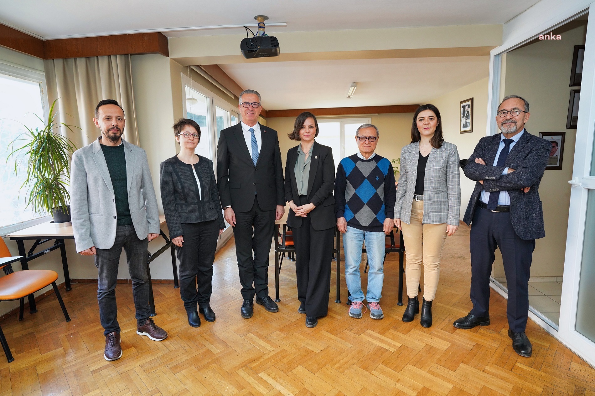 'İZMİR'İN ÇERNOBİLİ TEMİZLENSİN KOMİSYONU', GAZİEMİR'DEKİ ATIKLARLA İLGİLİ NÜKLEER DÜZENLEME KURULU'NDAN BİLGİ İSTEYECEK
