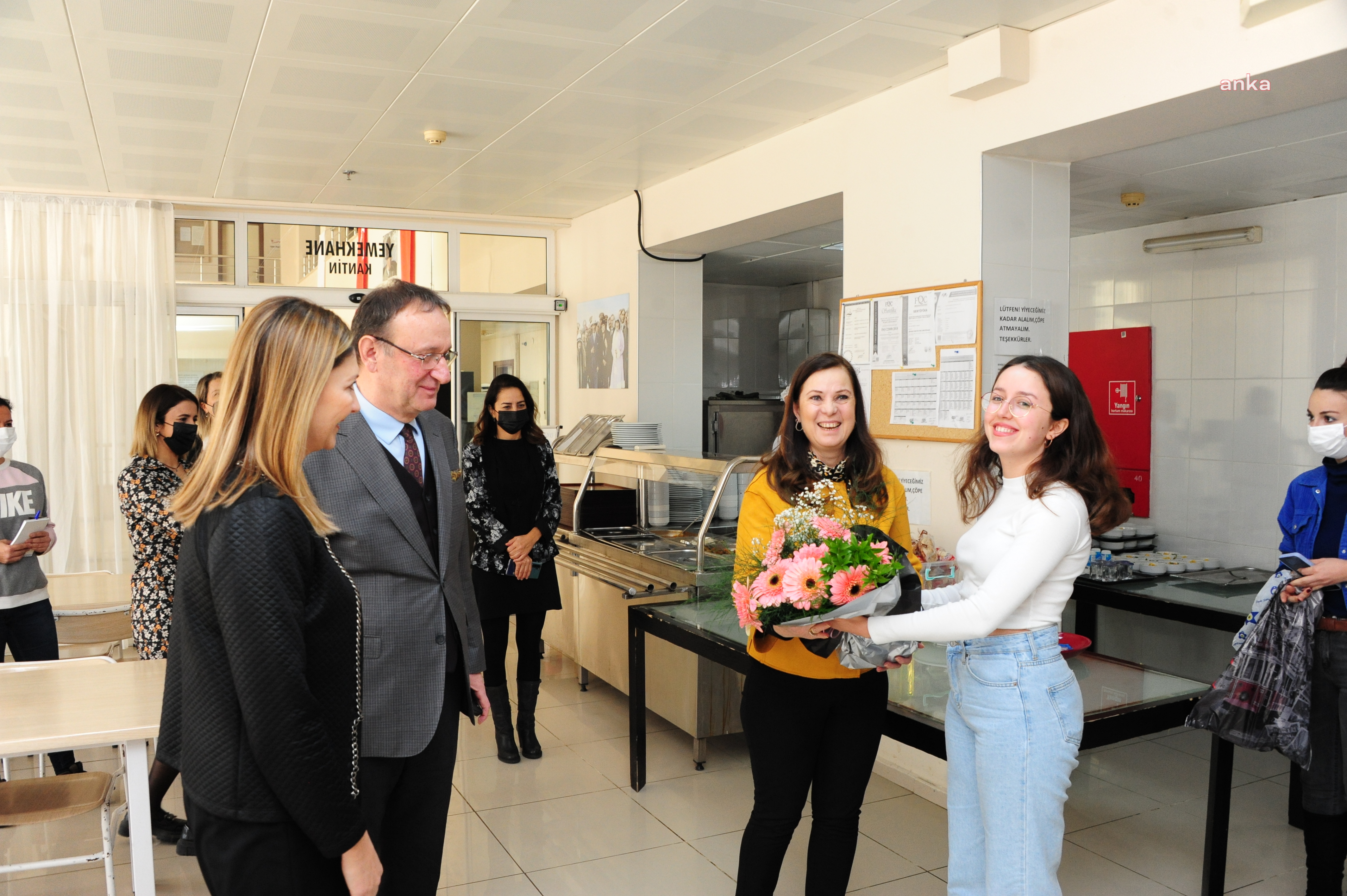 BALÇOVA BELEDİYE BAŞKANI ÇALKAYA’DAN YURT ÖĞRENCİLERİNE YENİ YIL ZİYARETİ