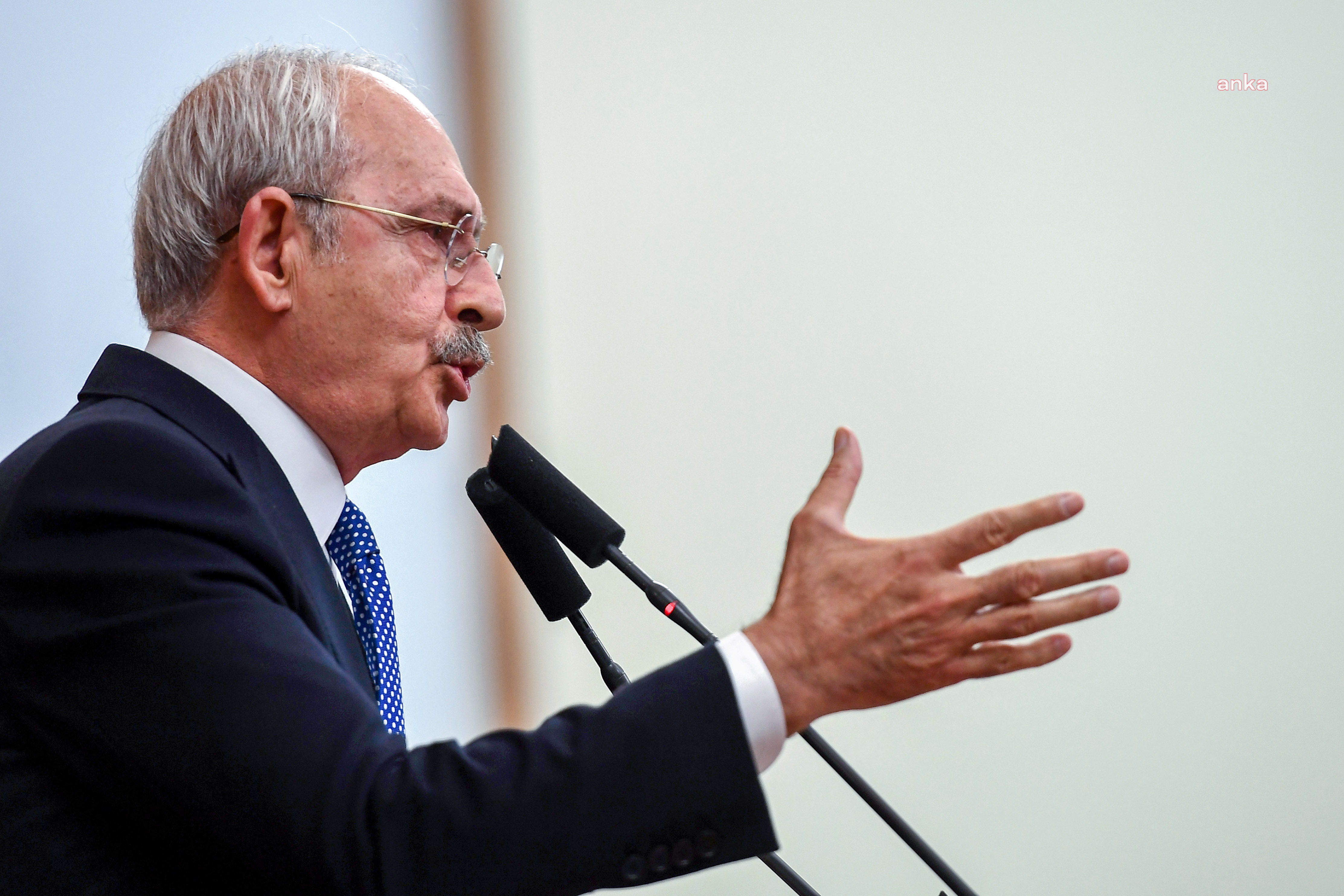 KILIÇDAROĞLU: "BAHÇELİ, NE ZAMANA KADAR SUSACAKSIN? TESLİM EDECEKSİN YANINDAKİ ÇOCUKLARI, 3-5 TORBACI İLE GEÇİŞTİREMEZSİN"