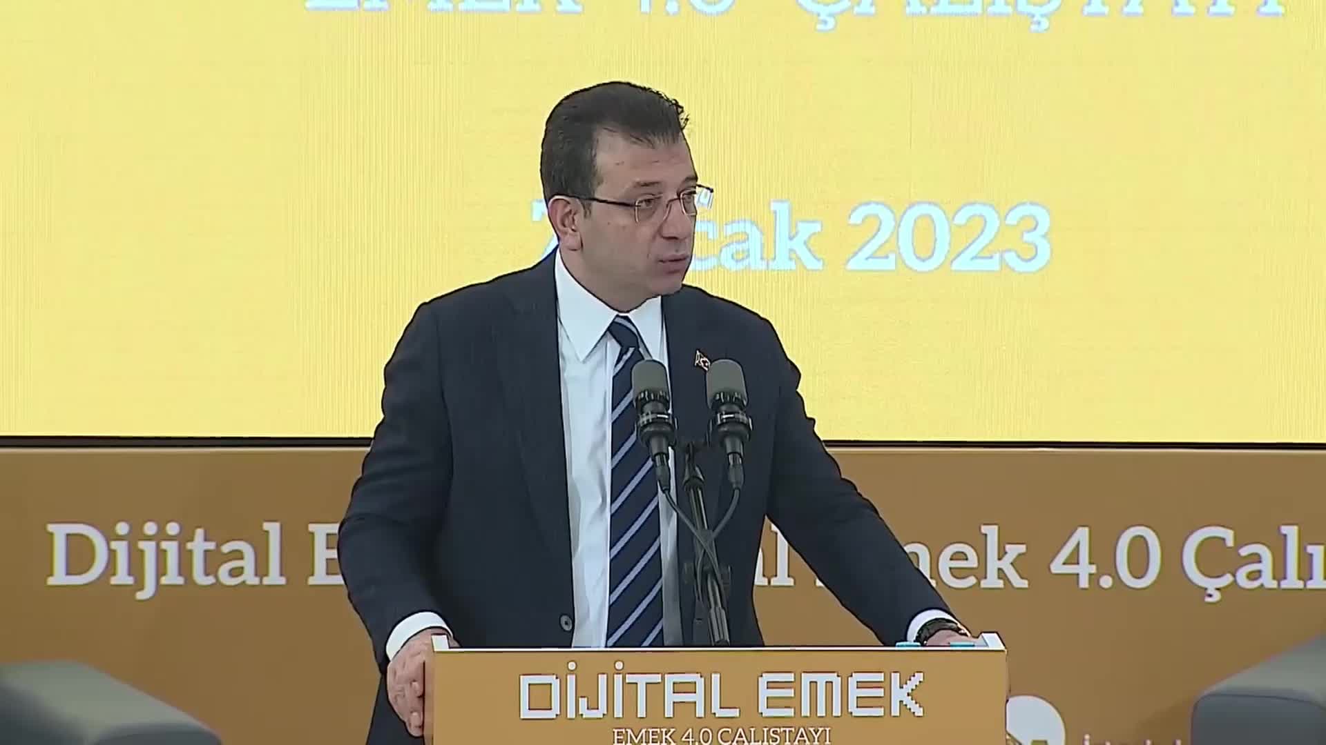 CHP'NİN DİJİTAL EMEK VE EMEK 4.0 ÇALIŞTAYI... İMAMOĞLU: "ÜLKEMİZDE DERİNLEŞEN YOKSULLUK, EMEKÇİLERİ GÜVENCESİZ ÇALIŞMA KOŞULLARINA NE YAZIK Kİ MAHKÛM ETTİ”