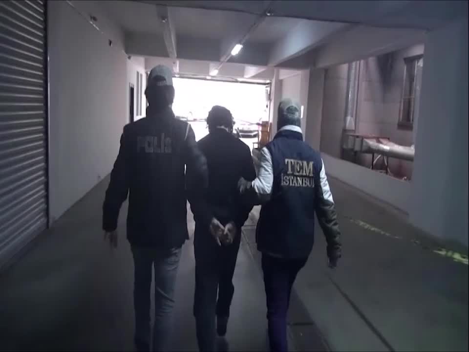 İSTANBUL EMNİYET MÜDÜRLÜĞÜ: REİNA SALDIRISINA BENZER BİR EYLEM TASARLAYAN IŞİD'Lİ 2 ŞÜPHELİ YAKALANDI