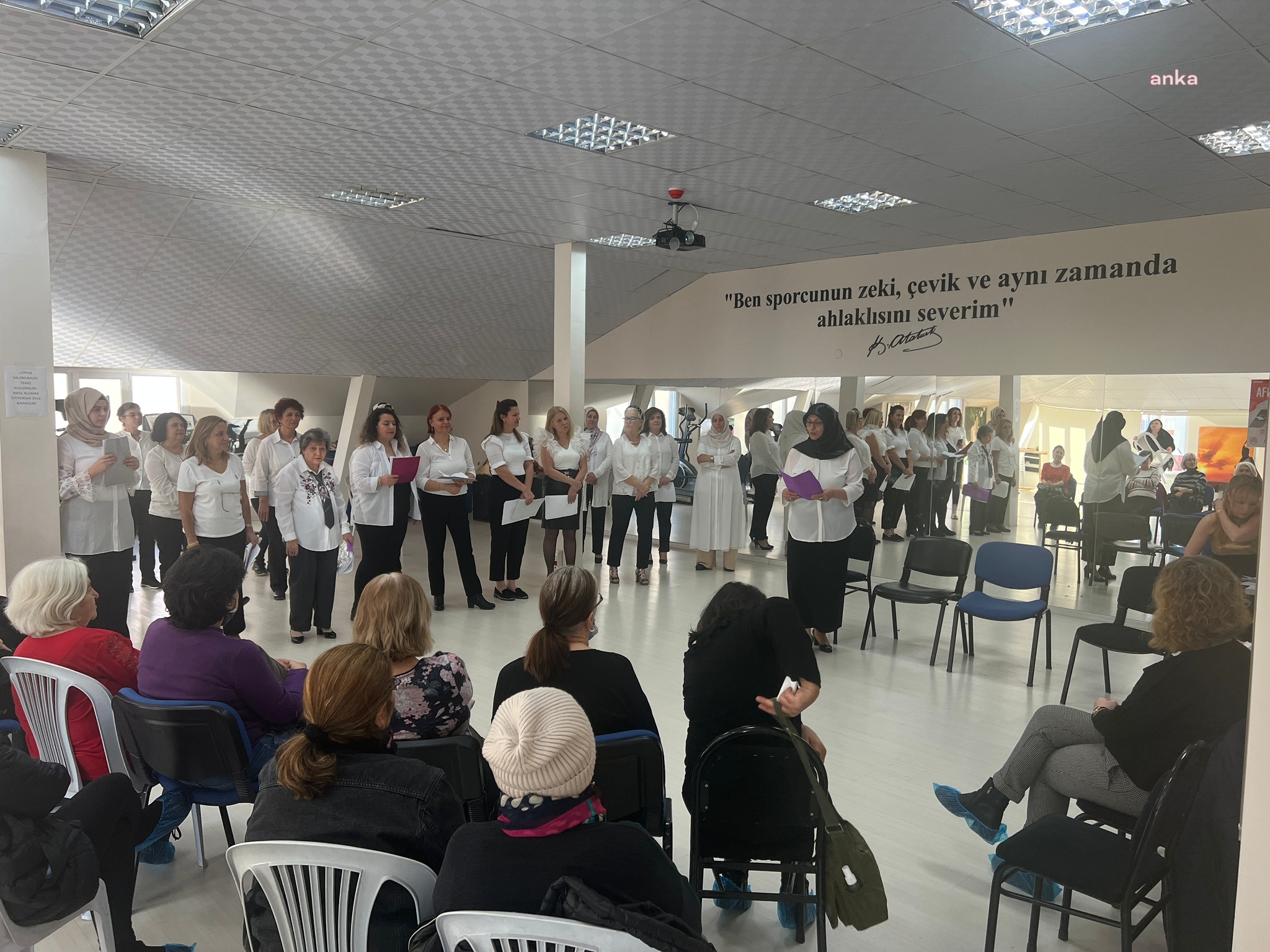 ODUNPAZARI’NDA ATÖLYE KATILIMCILARINA YIL SONU ETKİNLİĞİ