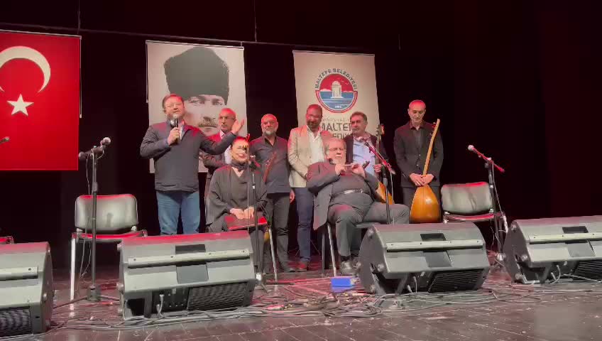 MALTEPE’DE ‘ARİF SAĞ USTAYA SAYGI GECESİ’ DÜZENLENDİ