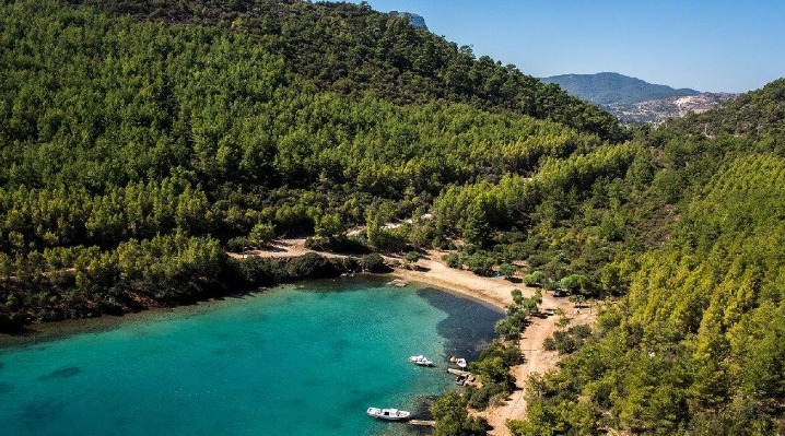 BODRUM’DA CENGİZ İNŞAAT’A ‘TURİSTİK TESİS PROJESİ' İÇİN VERİLEN 60 YAPI RUHSATI İPTAL EDİLDİ