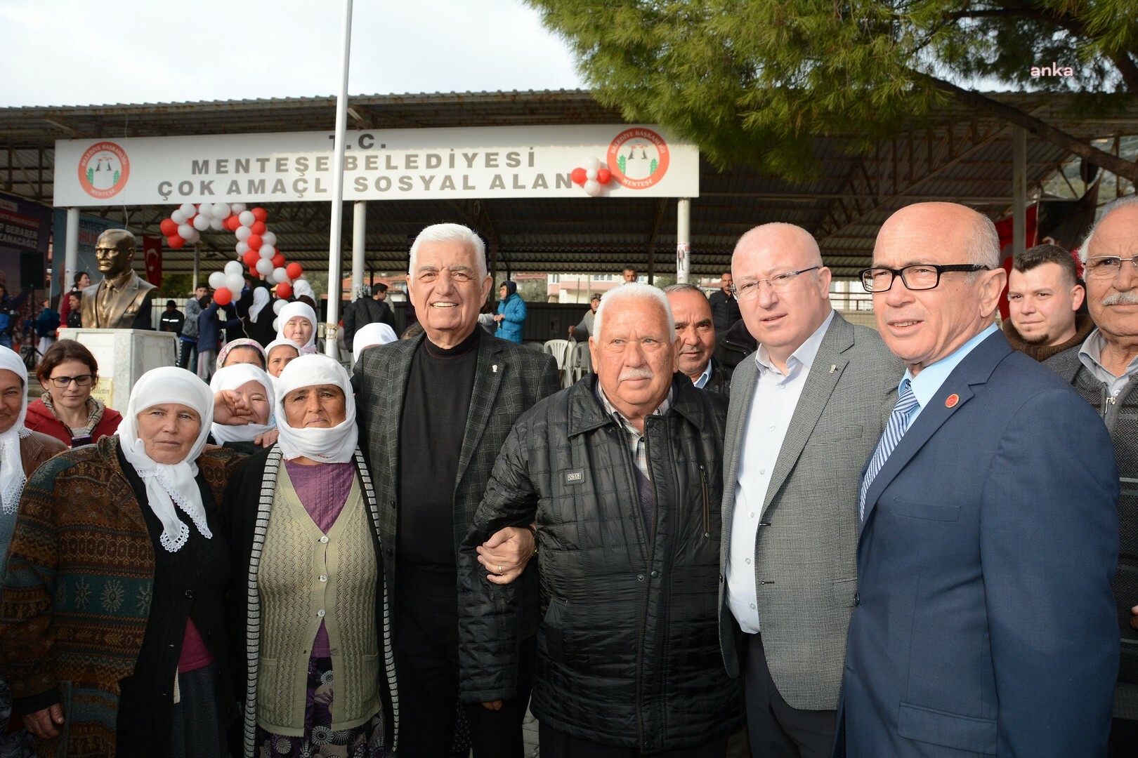 MENTEŞE BELEDİYESİ’NDEN 8 YILDA 36 ADET ÇOK AMAÇLI SOSYAL ALAN