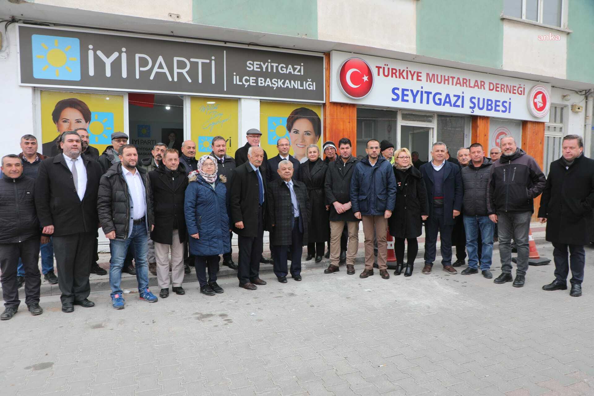 ODUNPAZARI BELEDİYE BAŞKANI KURT SEÇİM ÇALIŞMALARINA SEYİTGAZİ’DEN BAŞLADI