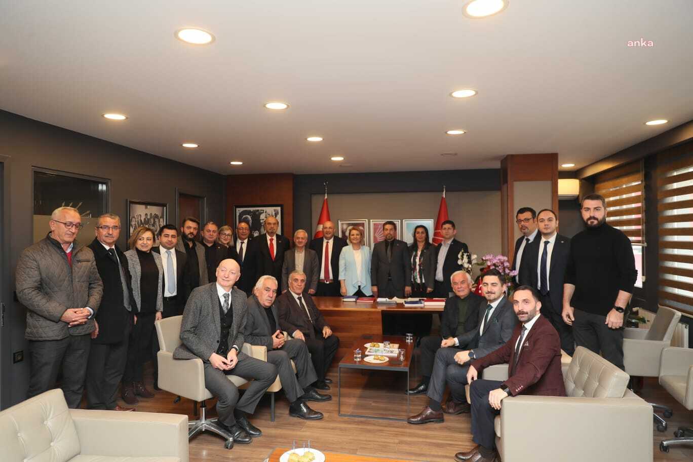 İZMİT BELEDİYE BAŞKANI HÜRRİYET’TEN CHP İL BAŞKANI SARI’YA ZİYARET
