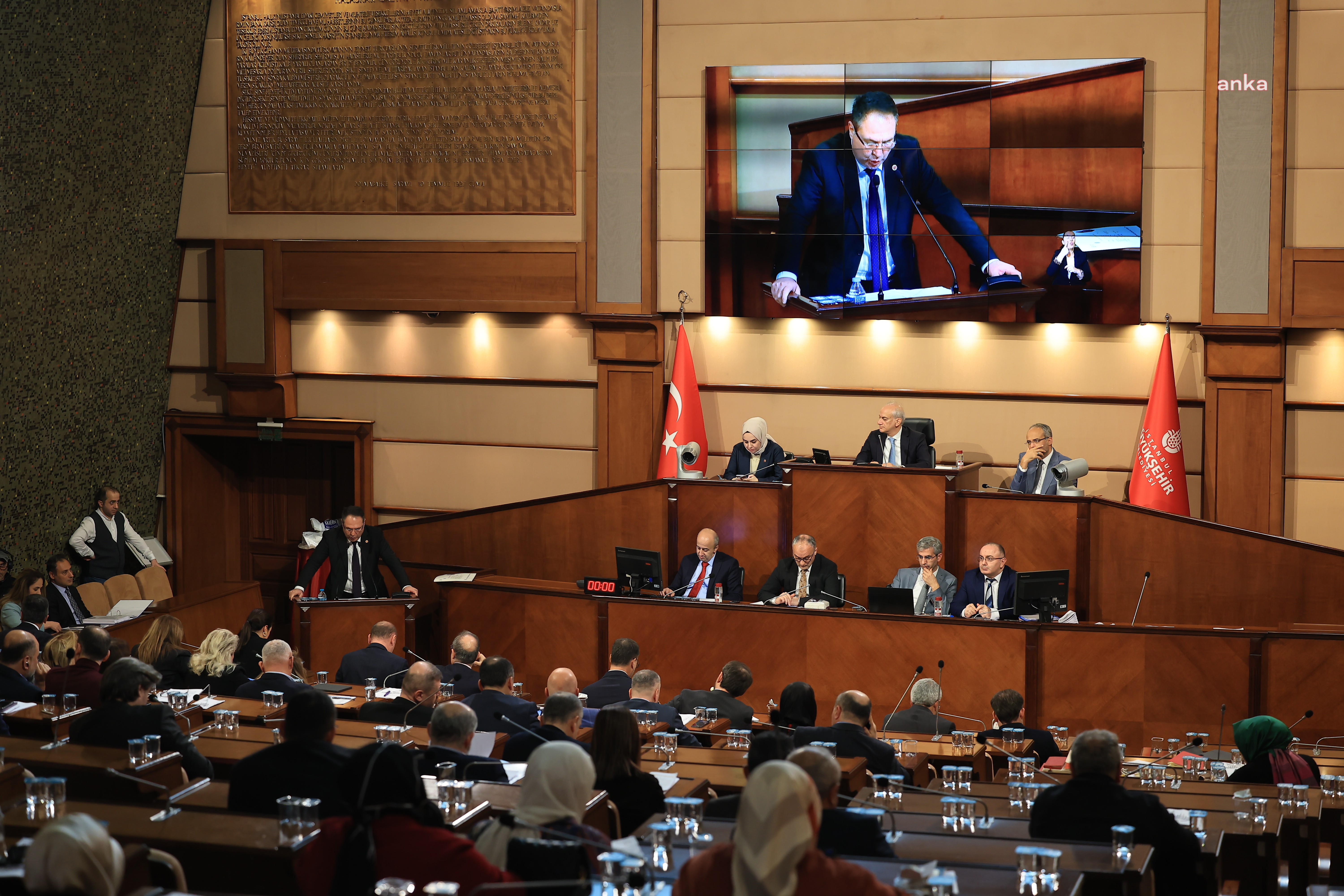 İBB MECLİSİ ‘DEPREM’ GÜNDEMİYLE TOPLANDI