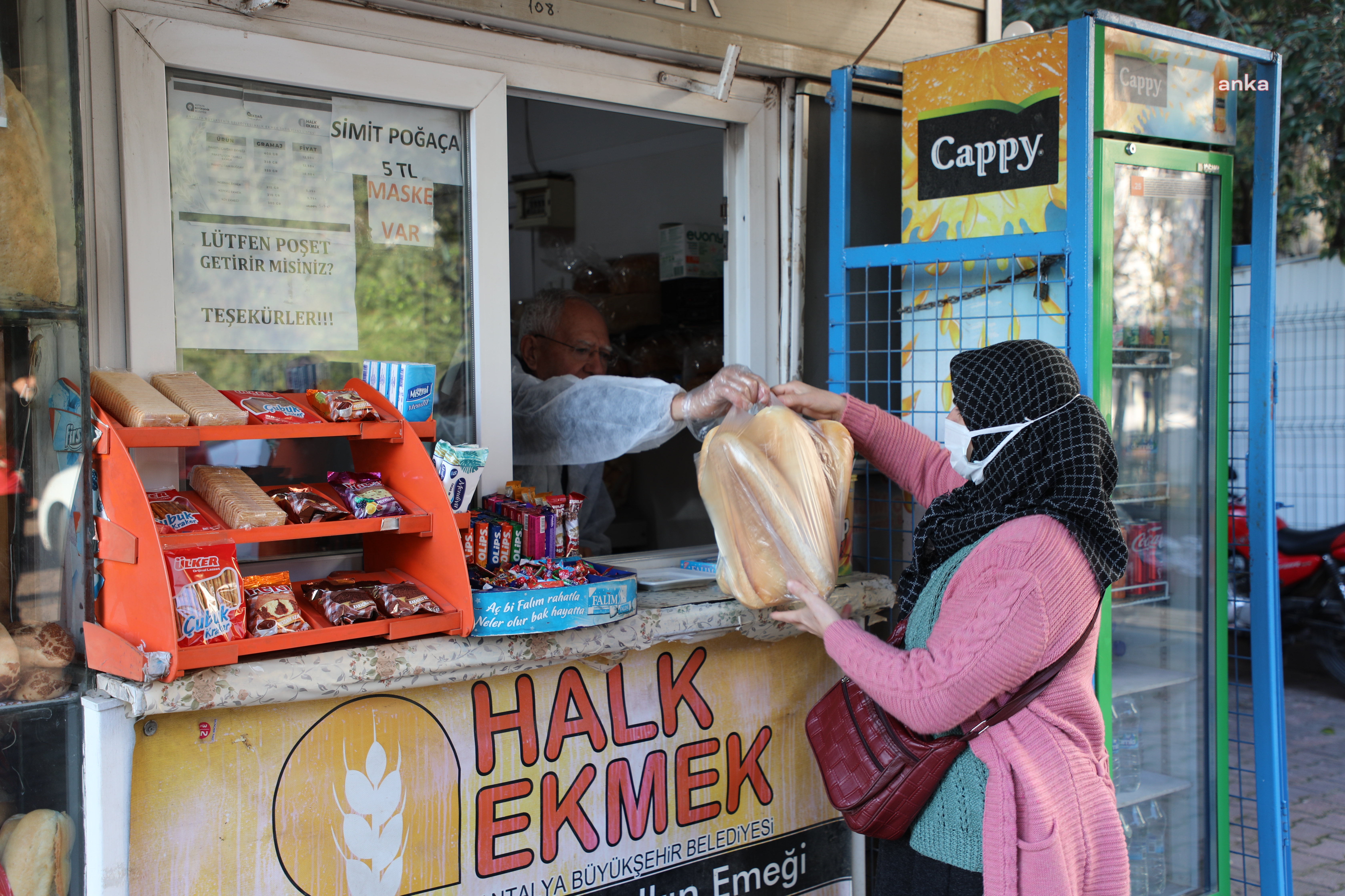 ANTALYA BÜYÜKŞEHİR’İN HALK EKMEK FABRİKASI 6 AYDA 6 MİLYON EKMEK ÜRETTİ