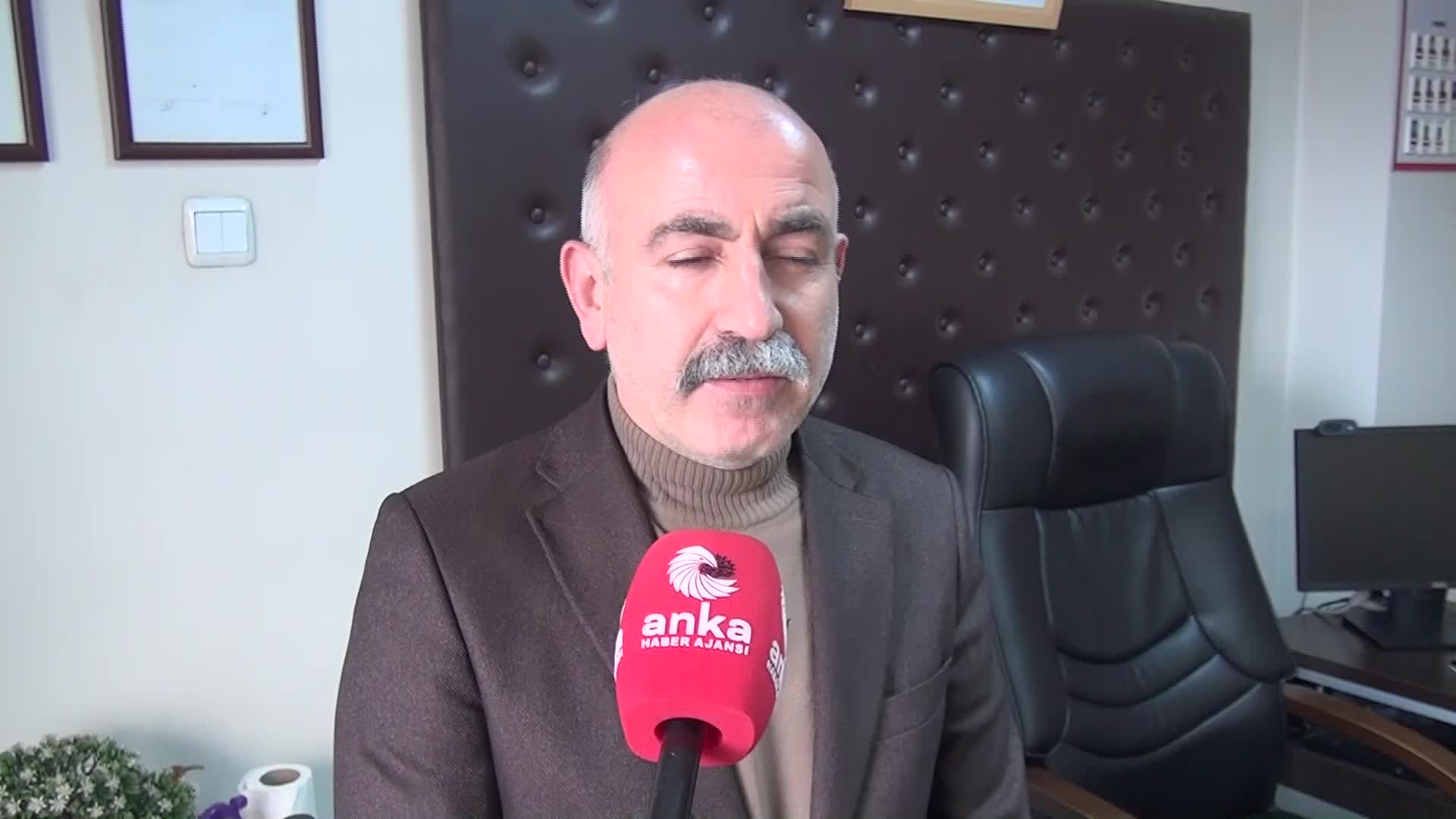 SİNOP BELEDİYESİ İTFAİYE MÜDÜRÜ ÖZBEK, VATANDAŞLARI KARBONMONOKSİT ZEHİRLENMELERİNE KARŞI UYARDI