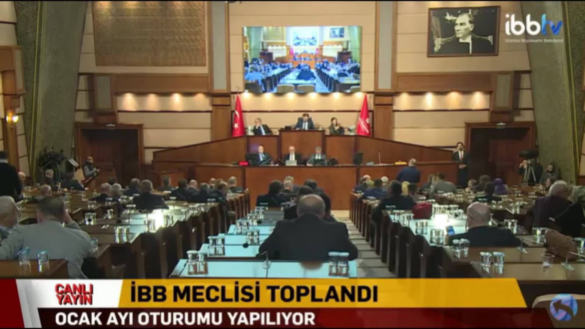 İBB MECLİSİ'NDE “LGBTİ” TARTIŞMASI… CHP'Lİ BALYALI: “4 TANE HARFİ GÖRÜNCE ÖRGÜT, 5 TANE RENGİ BİR ARADA GÖRÜNCE LGBTİ SANIYORLAR”