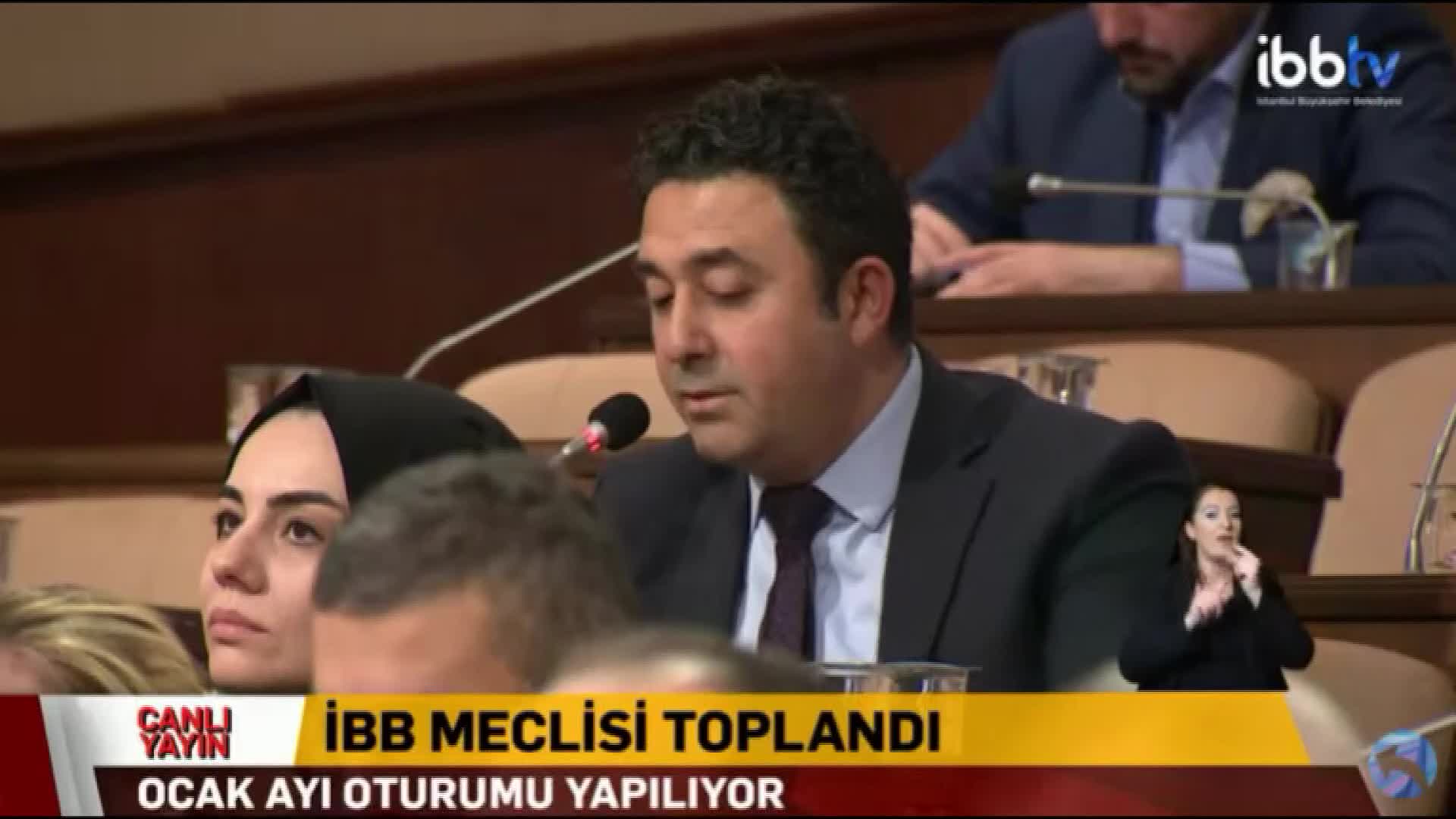 İBB MECLİSİ’NDE 'HAYSİYET DUVARI' TARTIŞMASI… BALYALI: “BAŞKANIMIZIN UĞRADIĞI HUKUKSUZLUĞA KARŞI KURULAN HAYSİYET DUVARI'NDAN VE DEMOKRASİ NÖBETİ'NDEN NEDEN BU KADAR RAHATSIZ OLUNUYOR?”