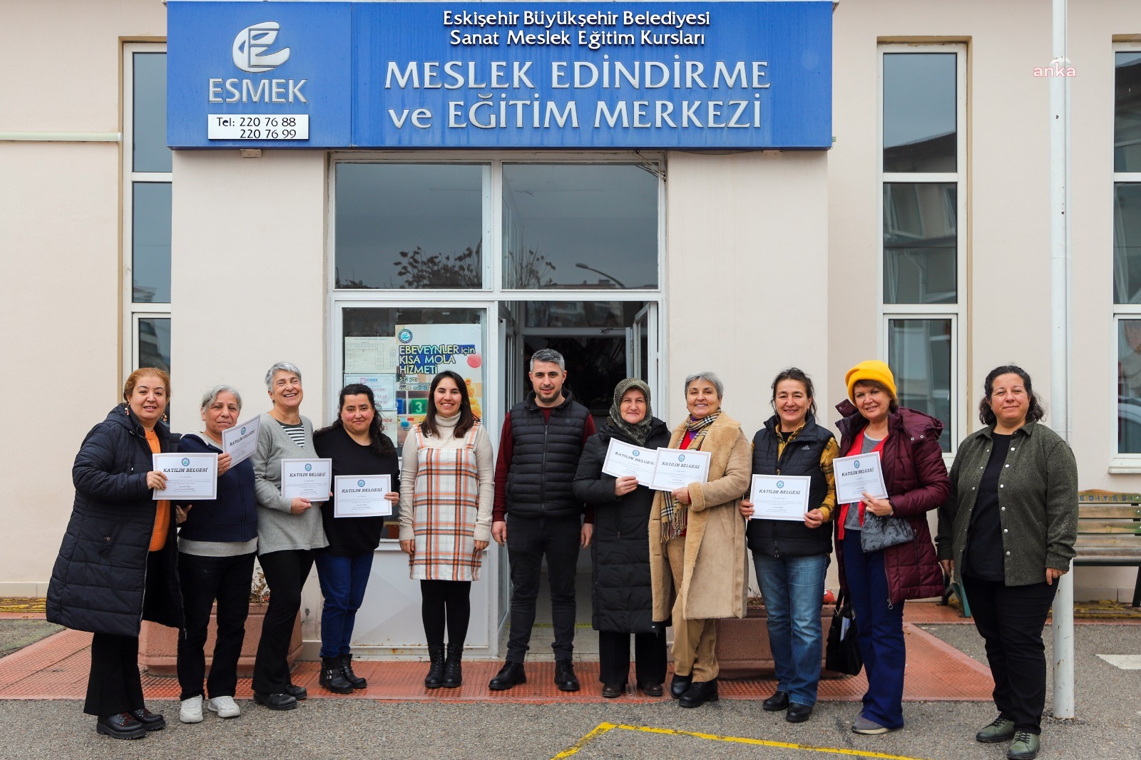 ESKİŞEHİRLİ KADINLAR, BÜYÜKŞEHİR'İN TAMİR KURSUNU BAŞARIYLA TAMAMLADI