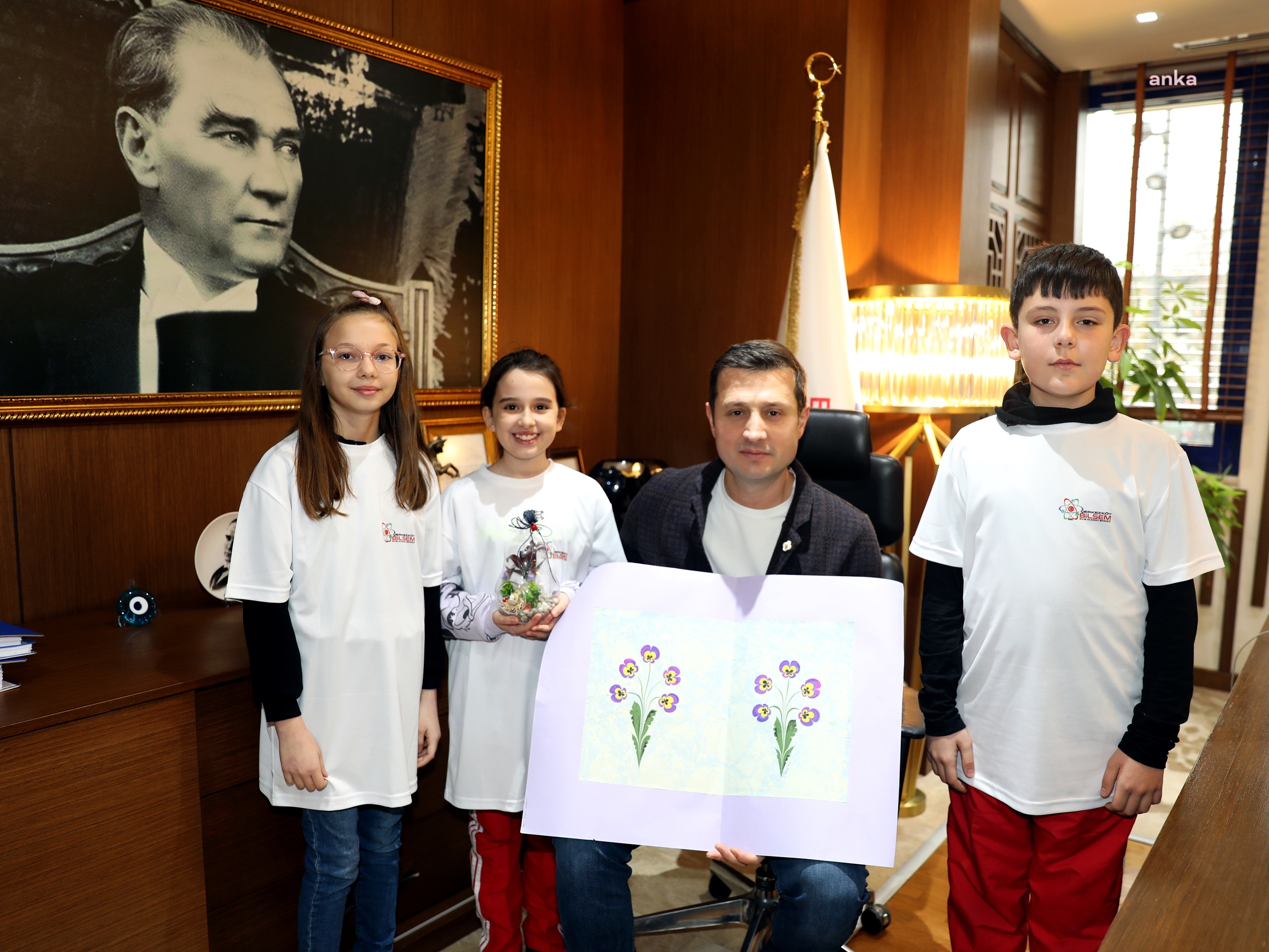 KUŞADASI BELEDİYESİ FEN İŞLERİ EKİPLERİNDEN YOĞUN MESAİ