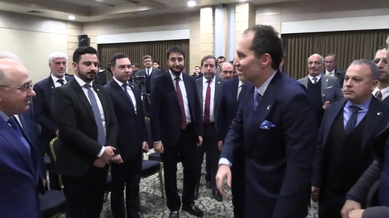 FATİH ERBAKAN: ZAMLI ÜCRETİ ALAN 8 MİLYON ASGARİ ÜCRETLİ BUNU ALIR ALMAZ AÇLIK SINIRININ ALTINDA ALMIŞ OLACAK… 20 SENE ÖNCE ASGARİ ÜCRETLE İLGİLİ ÇAY VE SİMİT HESABIYLA İKTİDARA GELENLERİN ÜLKEYİ GETİRDİĞİ DURUM BU