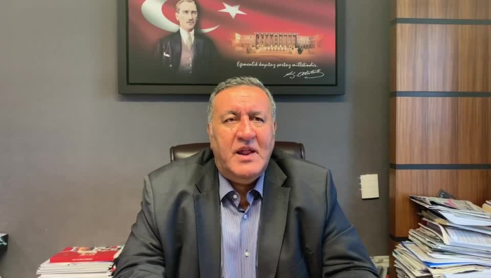 ÖMER FETHİ GÜRER'DEN BAKAN KİRİŞCİ'YE 'KUZU İHALESİ' SORUSU: "GÖZLÜ TARIM İŞLETMESİ BELİRLENEN MUHAMMEN BEDELİN ÜSTÜ TEKLİFLER GELMESİNE RAĞMEN İHALEYİ NEDEN SONUÇLANDIRMADI?"