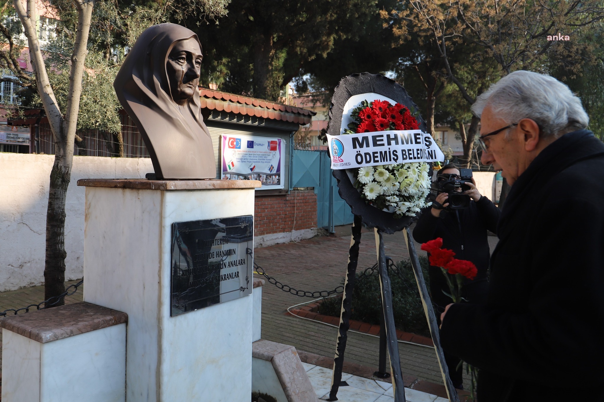ZÜBEYDE HANIM, VEFATININ 100. YILINDA ÖDEMİŞ’TE ANILDI