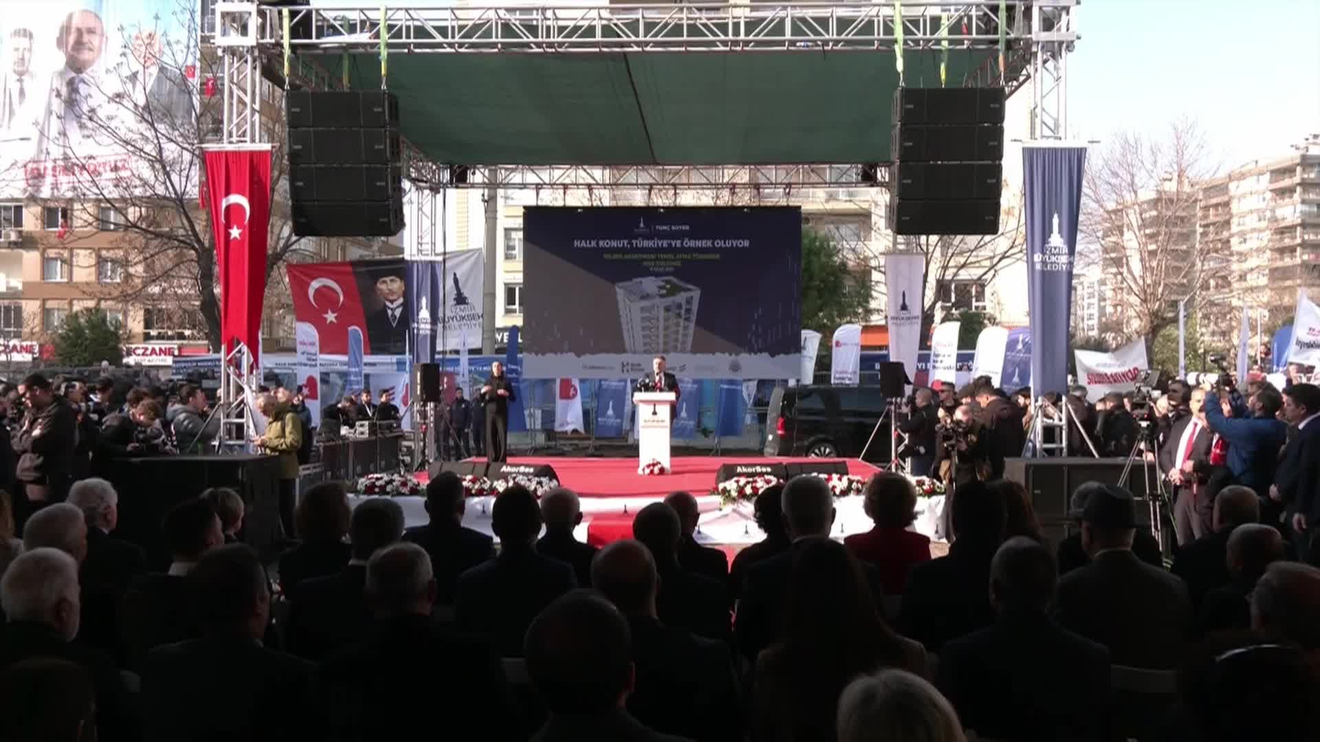 BAYRAKLI BELEDİYE BAŞKANI SERDAR SANDAL: REZERV ALANDAKİ KONUTLAR DEPREMZEDELERİNDİR. BAŞKA KİŞİLERİN ORAYA TAŞINMASININ HER ZAMAN KARŞISINDA OLACAĞIZ