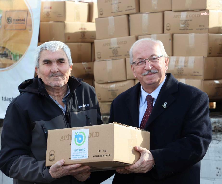 TEKİRDAĞ BÜYÜKŞEHİR, MURATLI’DA ARI KEKİ DAĞITIM TÖRENİ GERÇEKLEŞTİRDİ