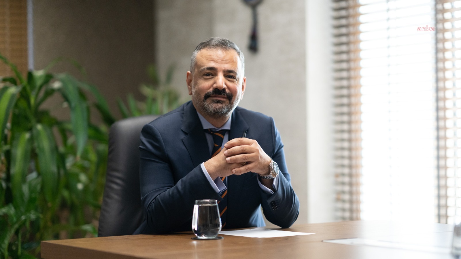 CHP İZMİR’DE YENİ YÖNETİM RESMEN ATANDI