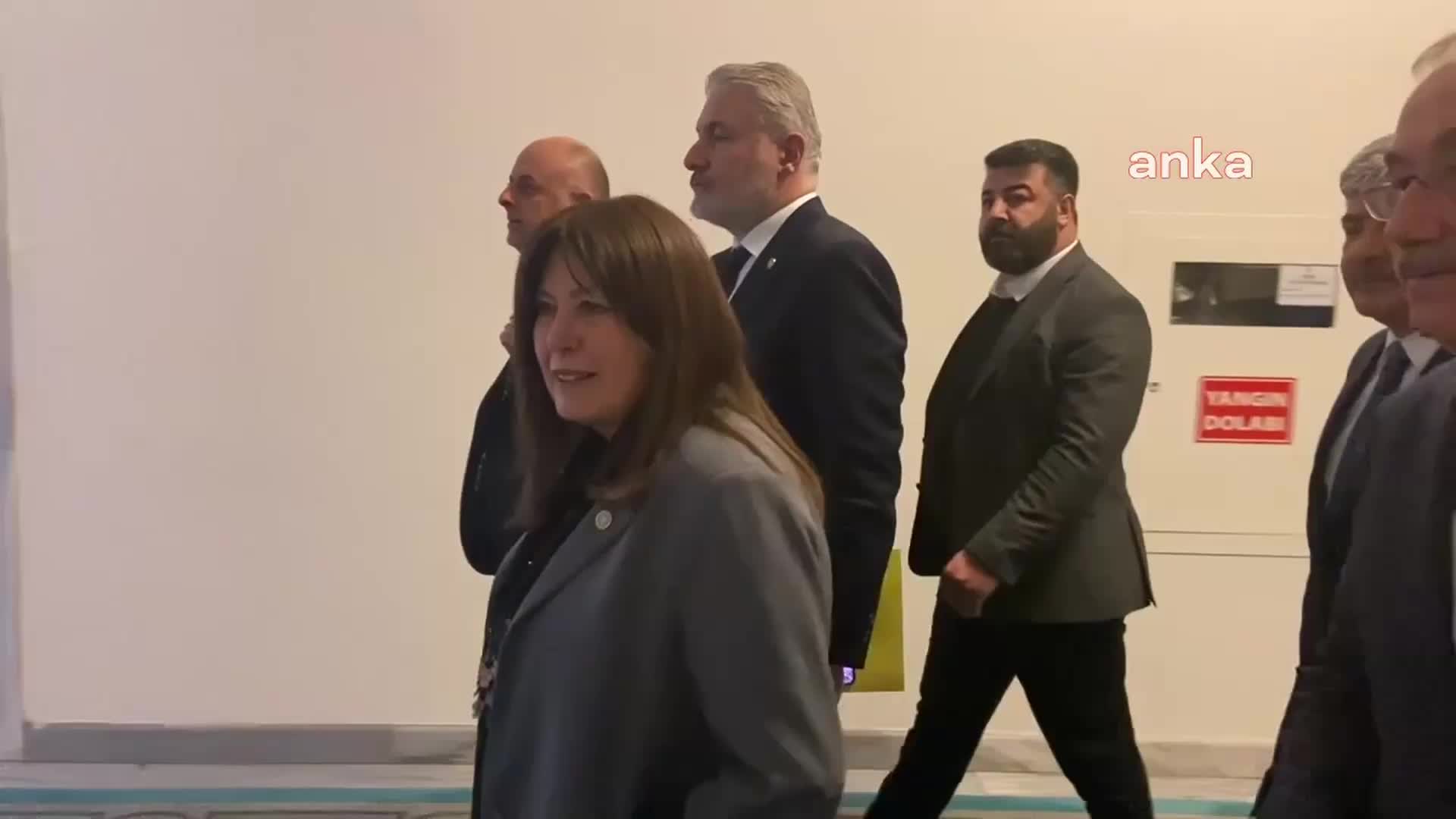 İYİ PARTİ HEYETİ, KEMAL KILIÇDAROĞLU’NU TBMM'DE ZİYARET ETTİ
