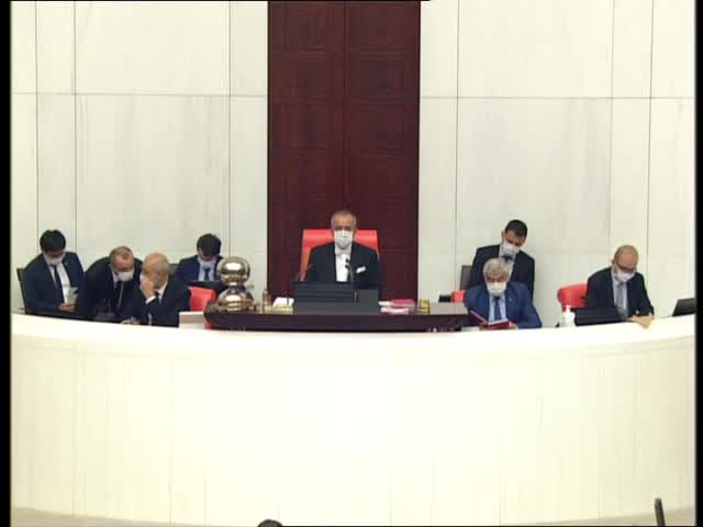 CHP’Lİ ÜNSAL'DAN TİYATROLARA DESTEK ÇAĞRISI