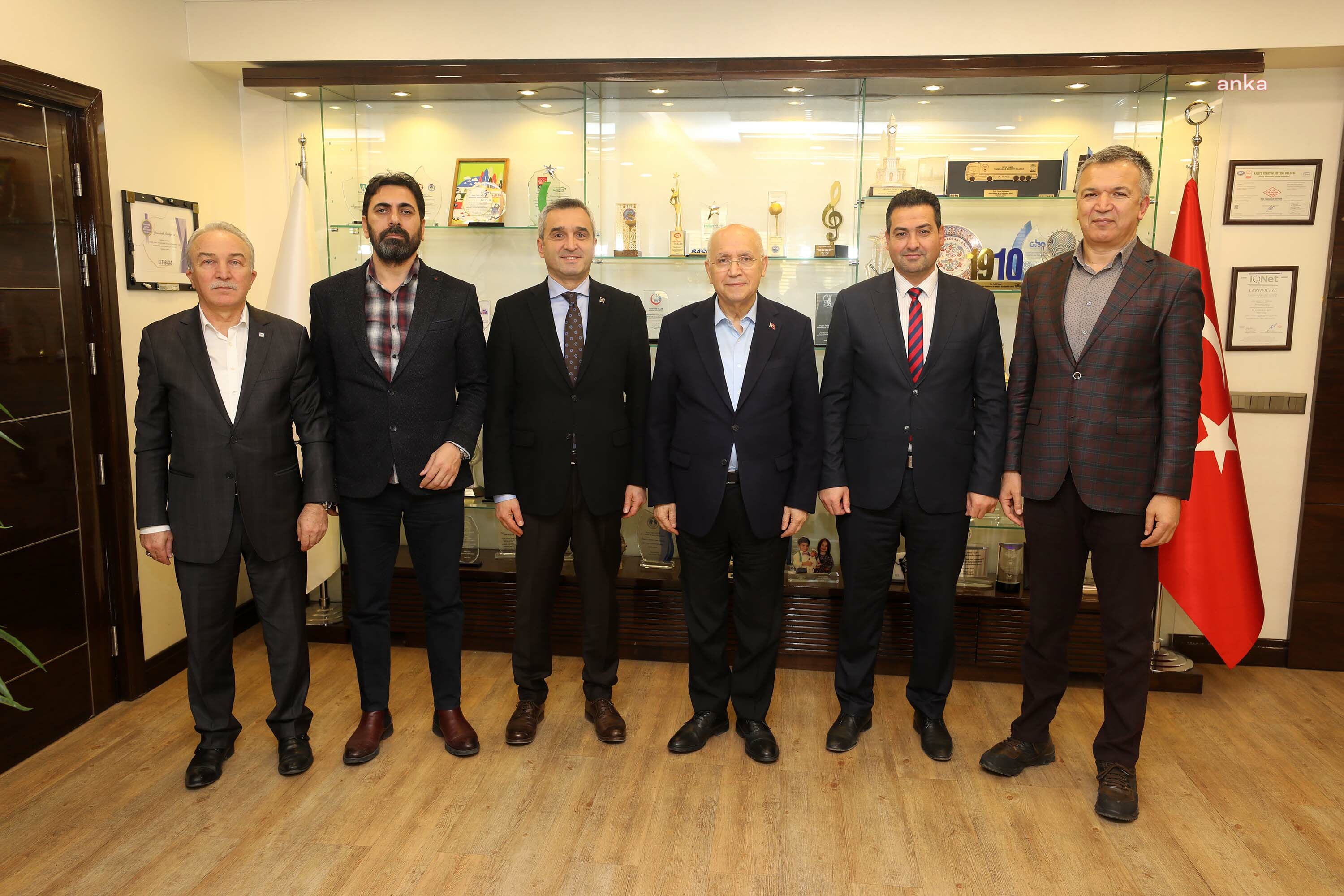 ASMMMO’DAN YENİMAHLLE BELEDİYE BAŞKANI FETHİ YAŞAR’A ZİYARET