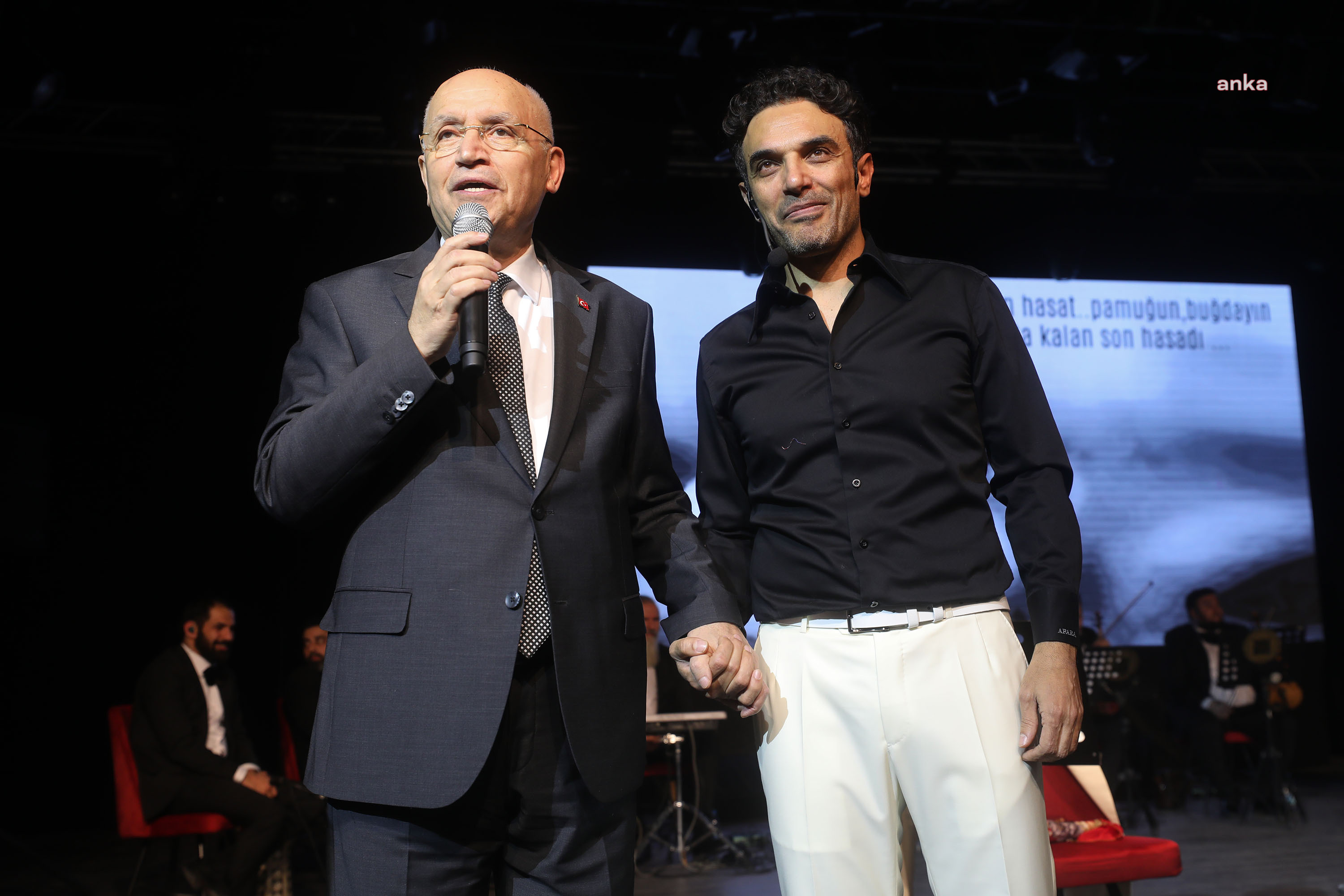 UĞUR ASLAN’DAN YENİMAHALLE'DE ÇİFTE GÖSTERİ