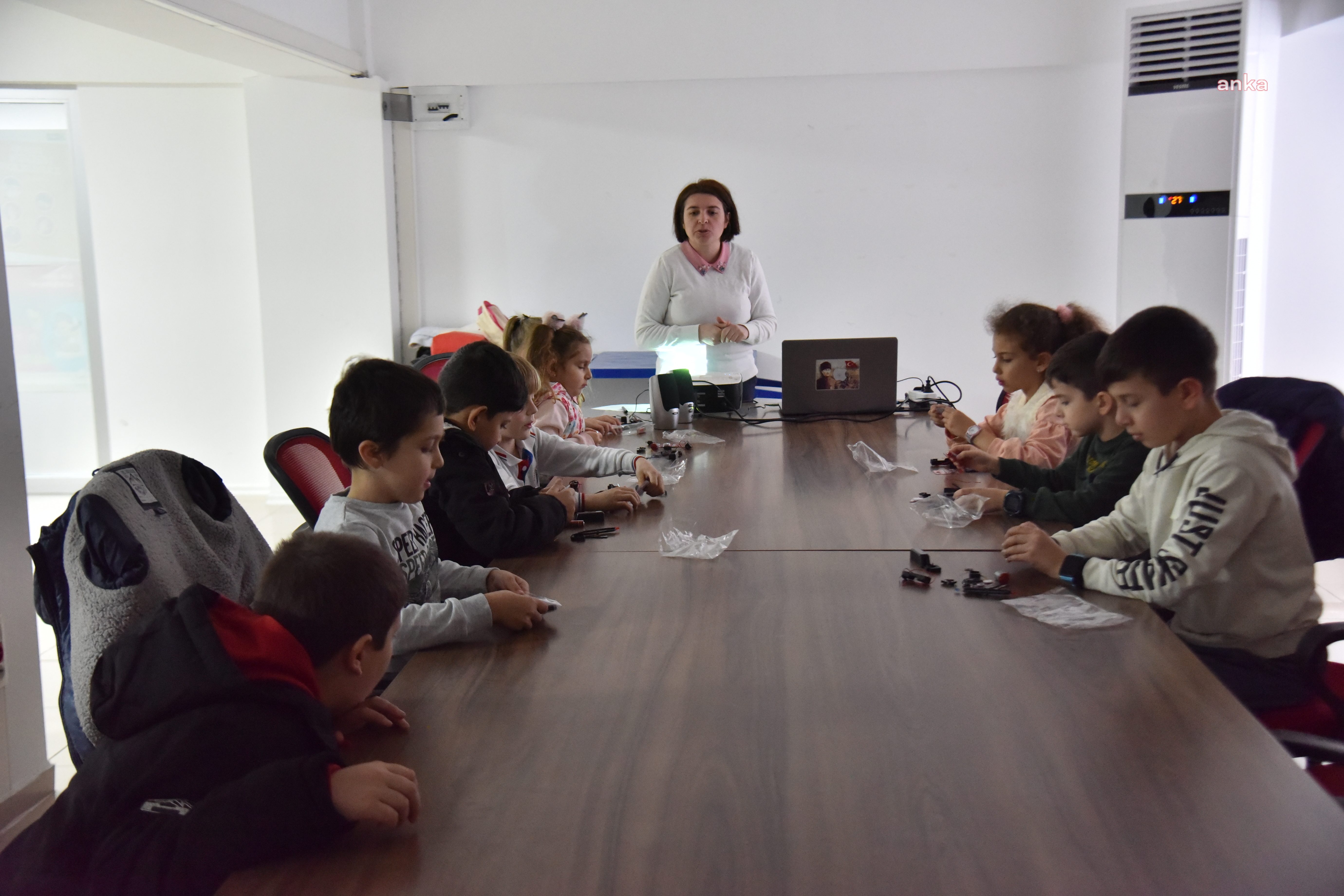 BİLECİK’TE YURTTAŞLAR ÜCRETSİZ KURSLARLA BULUŞUYOR