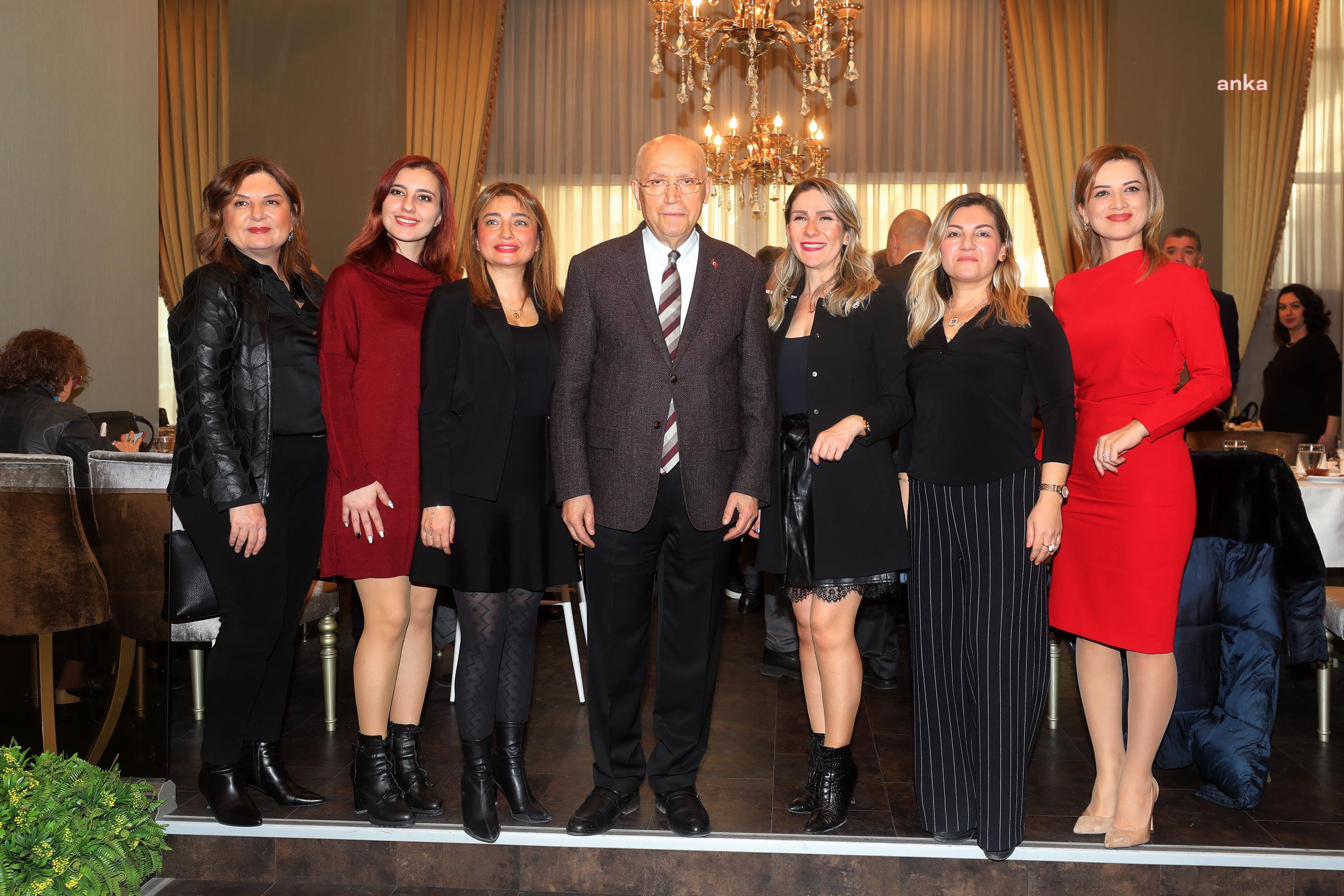 İŞ İNSANLARI YENİMAHALLE’DE BULUŞTU