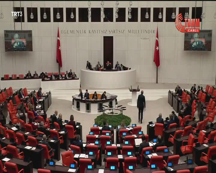 HÜSEYİN YILDIZ: “BU ÇIKARDIĞINIZ YASADA ADALET VAR MI, EŞİTLİK VAR MI? 84 MİLYON İNSAN SİZİN 21 YILDAKİ YALANLARINA DOYDU BUNDAN SONRA ASLA İNANMAYACAK”