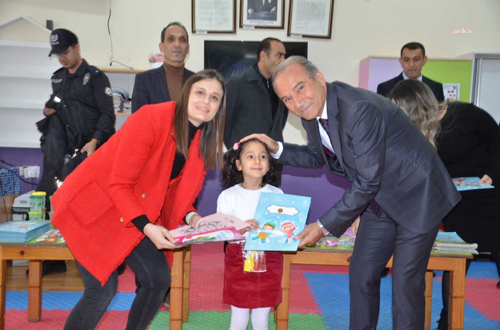 ARGUVAN BELEDİYE BAŞKANI KIZILDAŞ, ÖĞRENCİLERİN KARNE HEYECANINA ORTAK OLDU