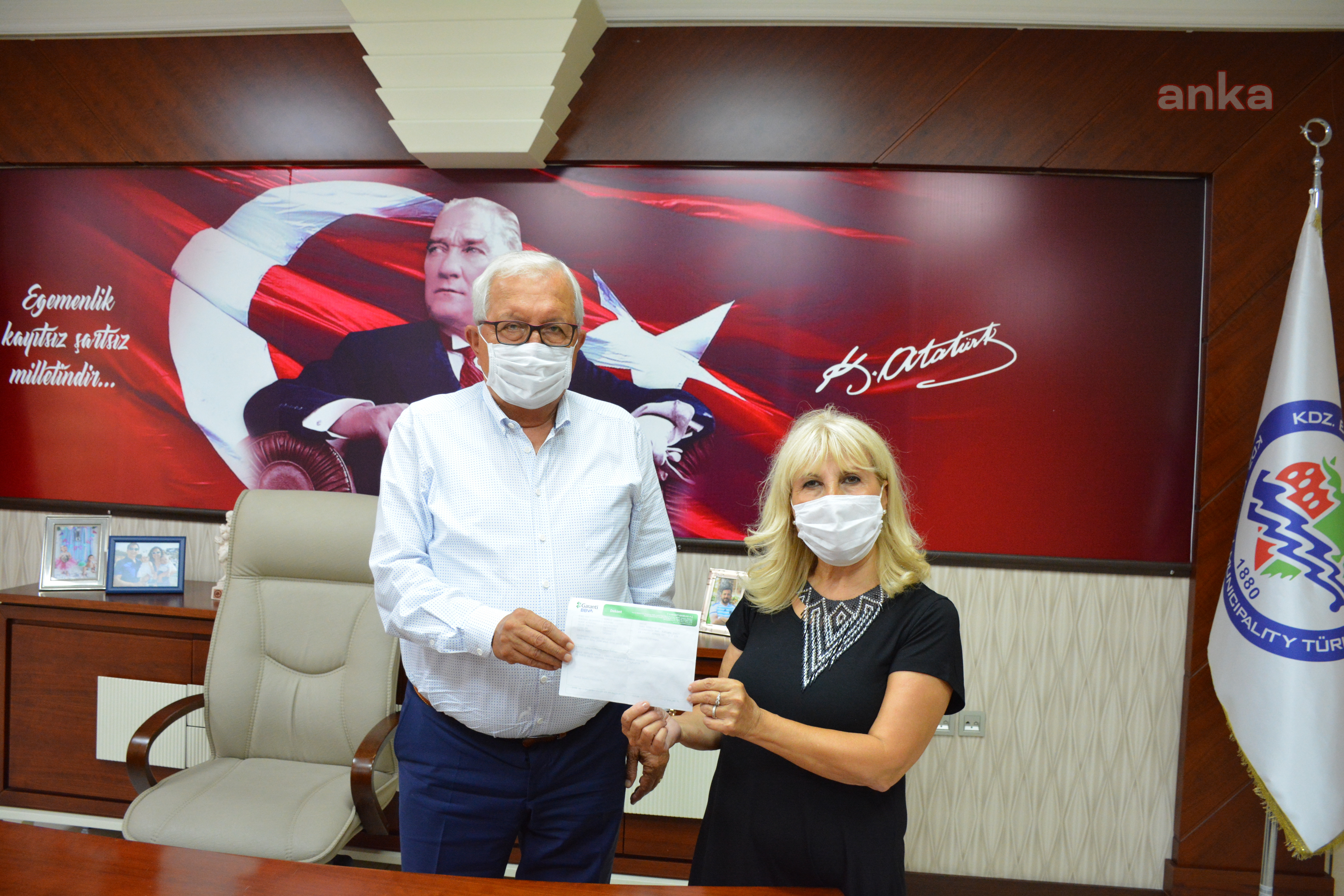 POSBIYIK AİLESİ, KURBAN BAĞIŞINI LÖSEV’E YAPTI