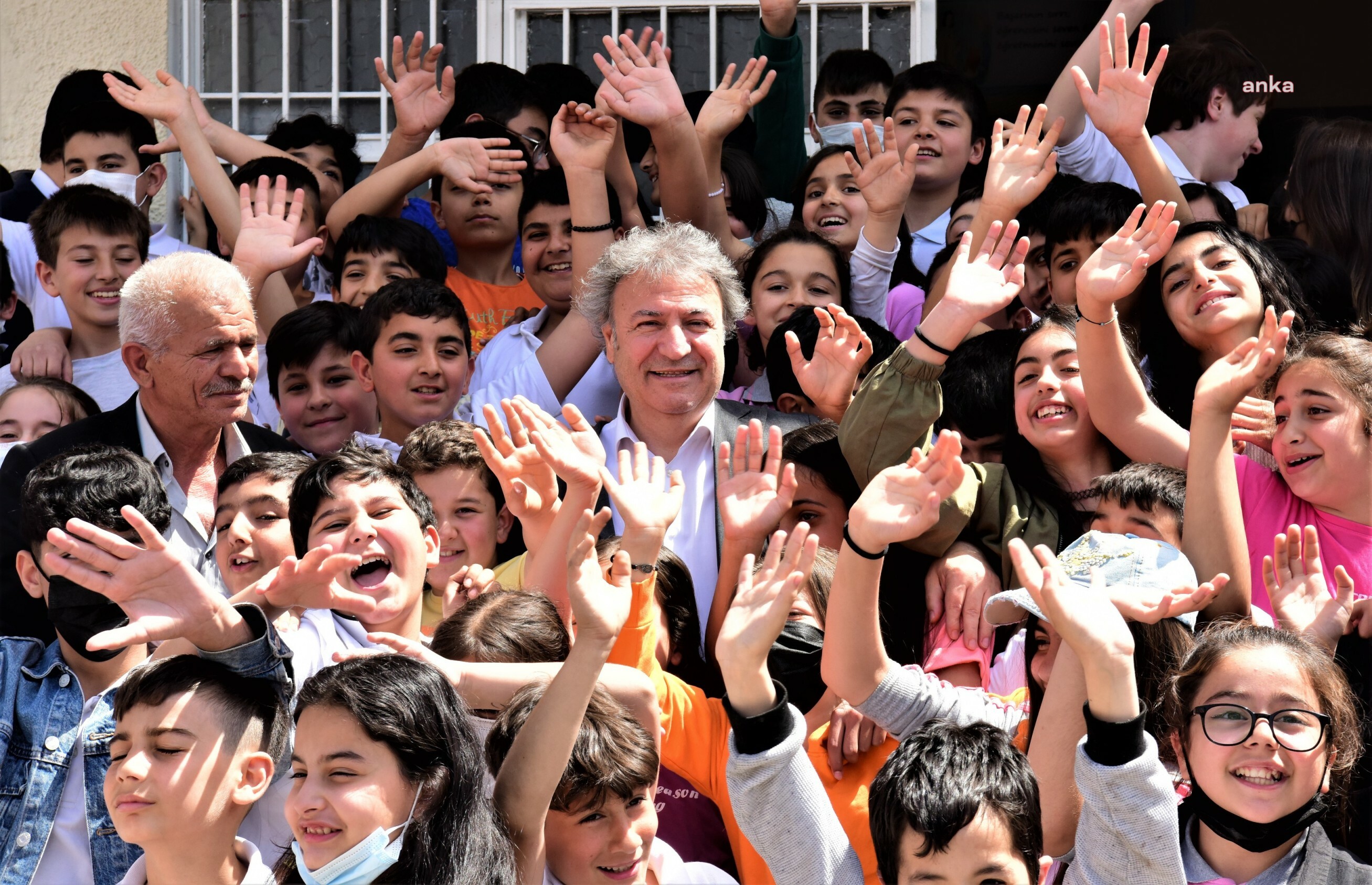 BORNOVA BELEDİYESİ’NDEN, YARIYIL TATİLİNE GİREN ÖĞRENCİLER İÇİN BİR DİZİ ETKİNLİK