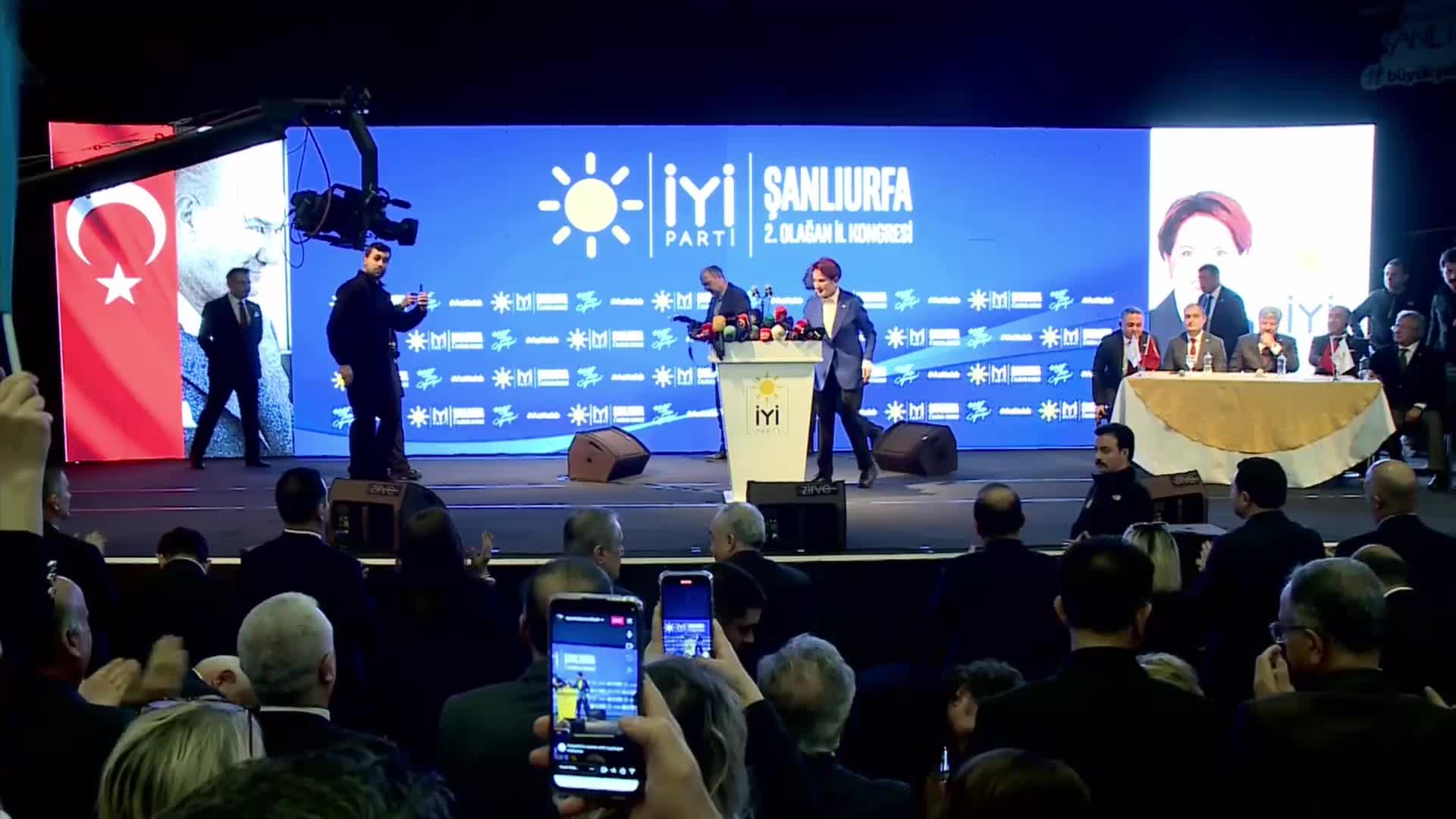 AKŞENER: ÇOCUĞUNUN ÖLÜMÜNÜ İZLEYEN BABALARI GÖRMEYEN, DİLİ LAL OLMUŞ, KULAĞI SAĞIR OLMUŞ BU İNSANLARIN HER BİRİNİ 14 MAYIS’TA ATTAYA GÖNDERMEK BİZİM İÇİN GÖREVDİR”