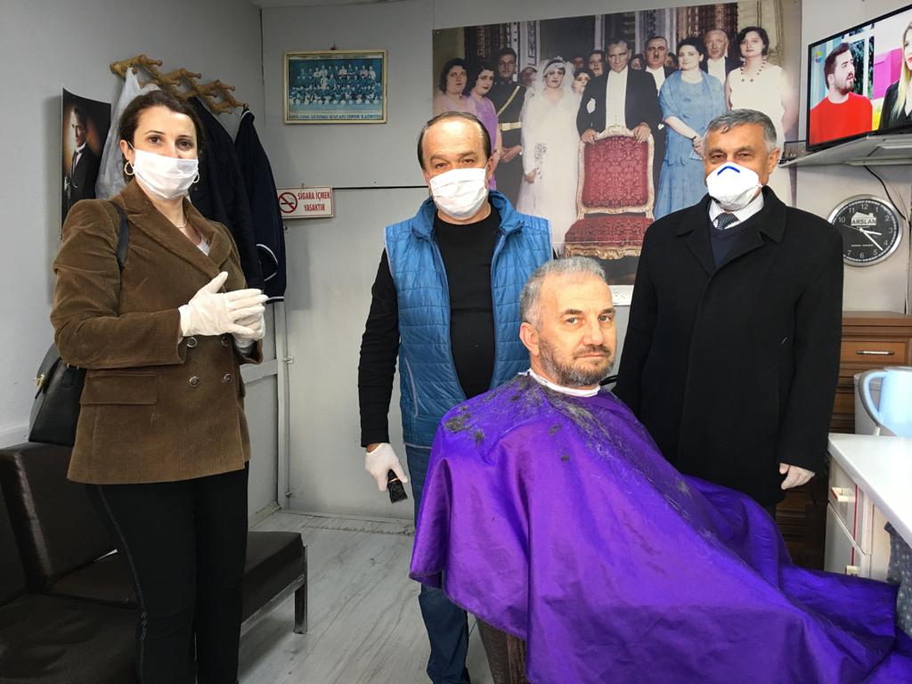 İZMİT BELEDİYESİ'NDEN BERBERLERE KORONAVİRÜS UYARISI