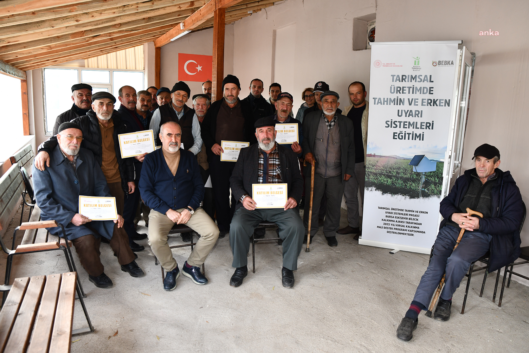 TEPEBAŞILI ÜRETİCİLERE TARIMSAL ÜRETİMDE TAHMİN VE ERKEN UYARI SİSTEMLERİ TANITILDI