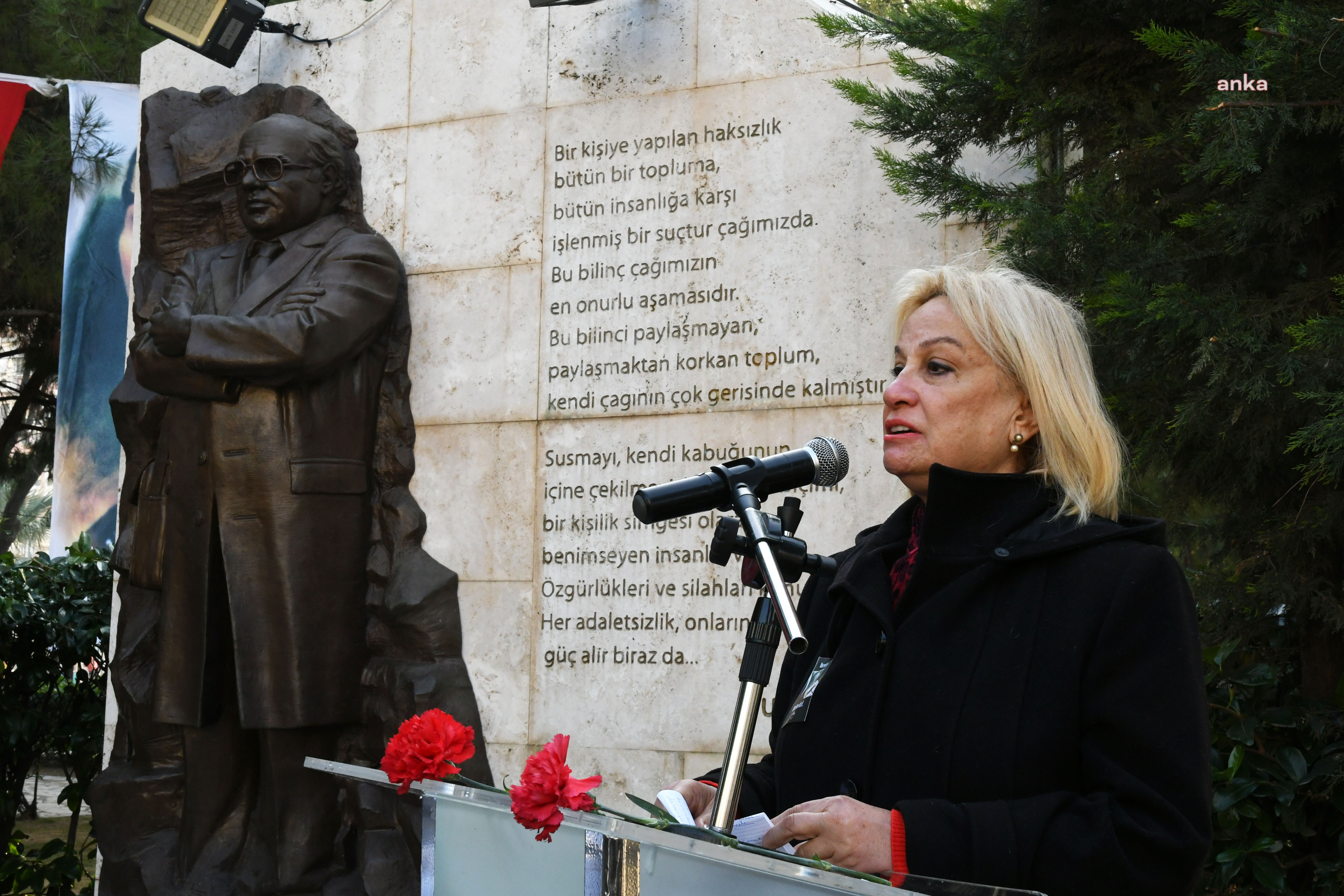 KARABAĞLAR UĞUR MUMCU'YU UNUTMADI