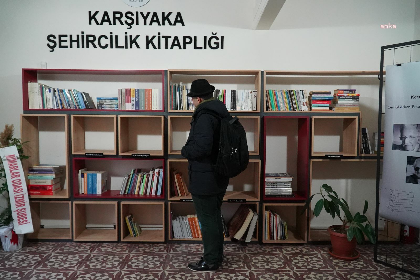 KARŞIYAKA’DA BİLİM İNSANLARININ ANISI KİTAPLIKTA YAŞAYACAK