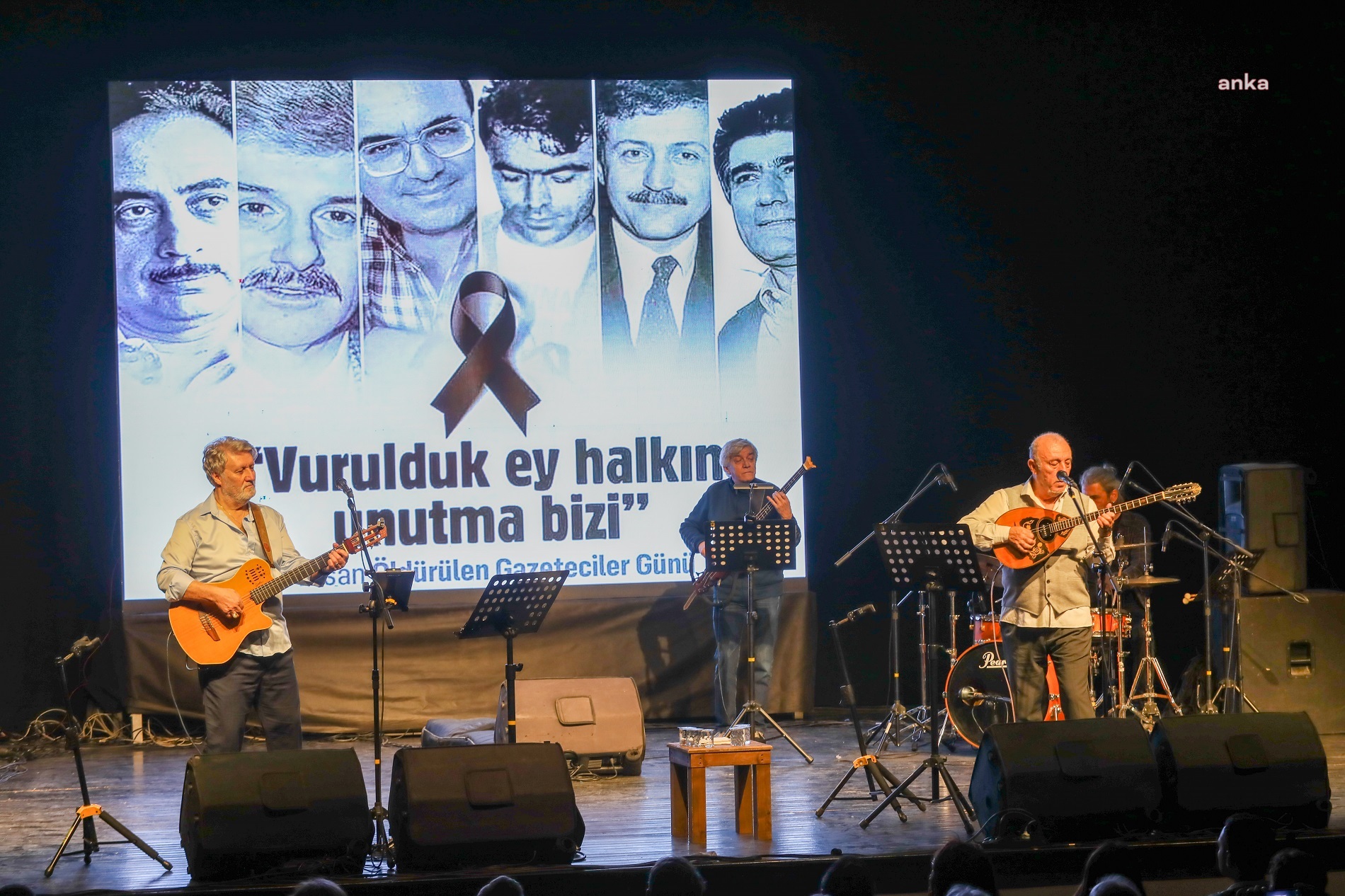 UĞUR MUMCU, GAZİEMİR’DE TÜRKÜLERLE ANILDI