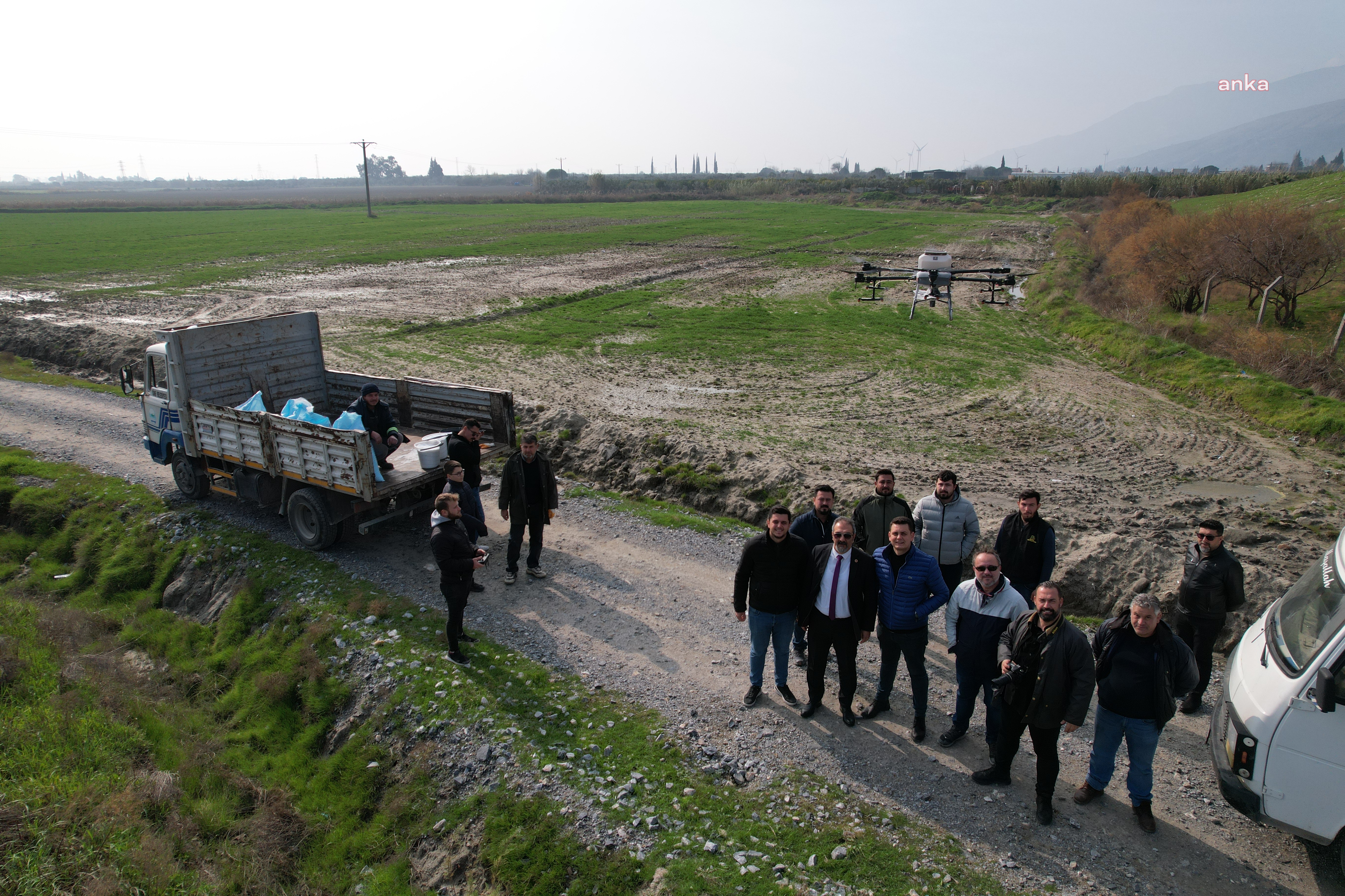 SÖKE BELEDİYESİ’NİN BUĞDAY ARAZİSİ DRONE İLE İLAÇLANDI