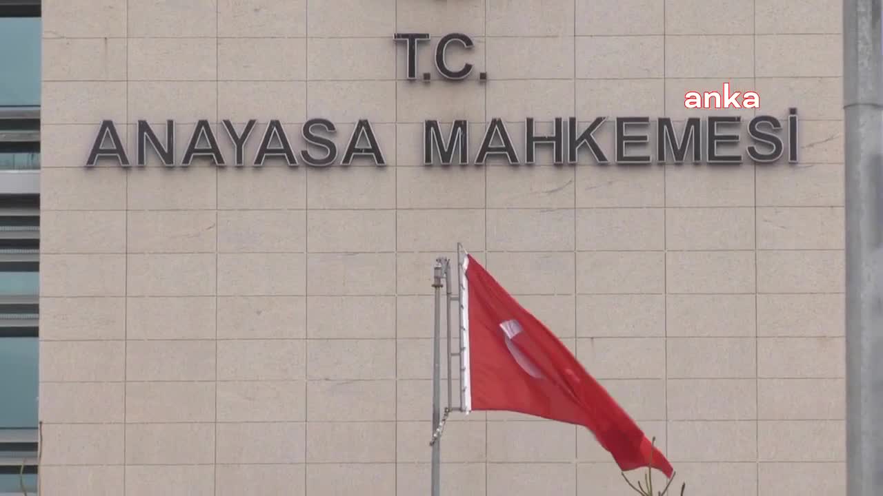 AYM, HDP’NİN KAPATMA DAVASI İŞLEMLERİNİN SEÇİM SONRASINA BIRAKILMASI TALEBİNİ REDDETTİ