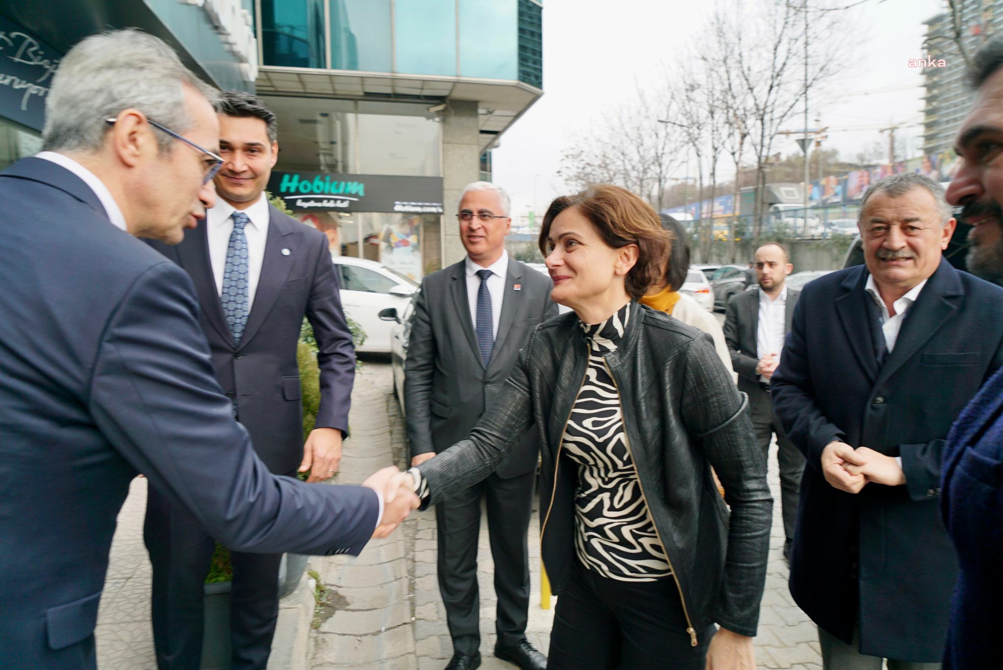 CANAN KAFTANCIOĞLU’NDAN İYİ PARTİ’NİN YENİ İSTANBUL İL BAŞKANI COŞKUN YILDIRIM’A KUTLAMA ZİYARETİ