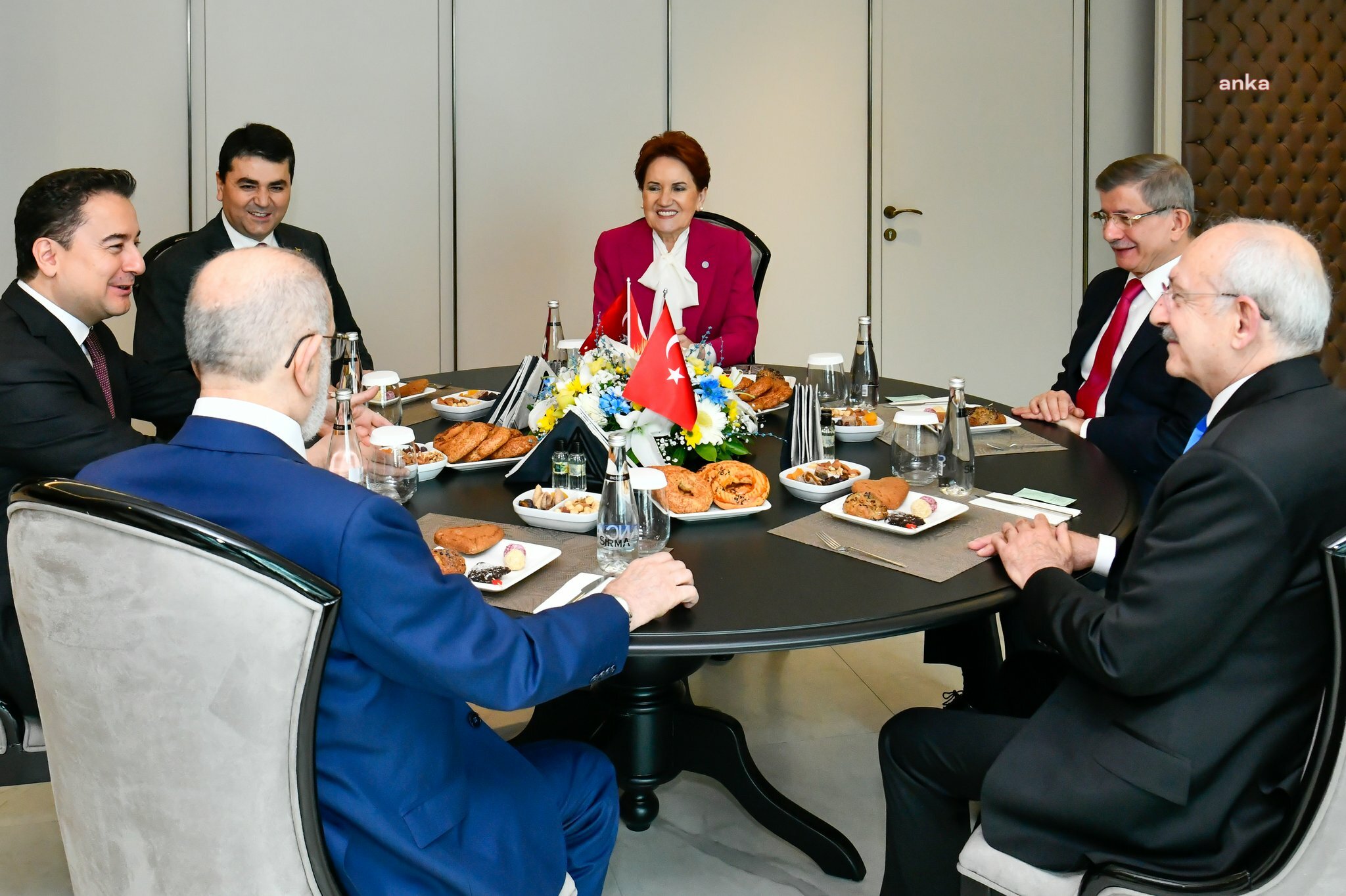 AKŞENER: HİÇ KİMSE MERAK ETMESİN; 13. CUMHURBAŞKANI, MİLLET İTTİFAKI'NIN ADAYI OLACAK